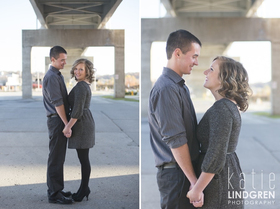 Downtown Des Moines Engagement Photos