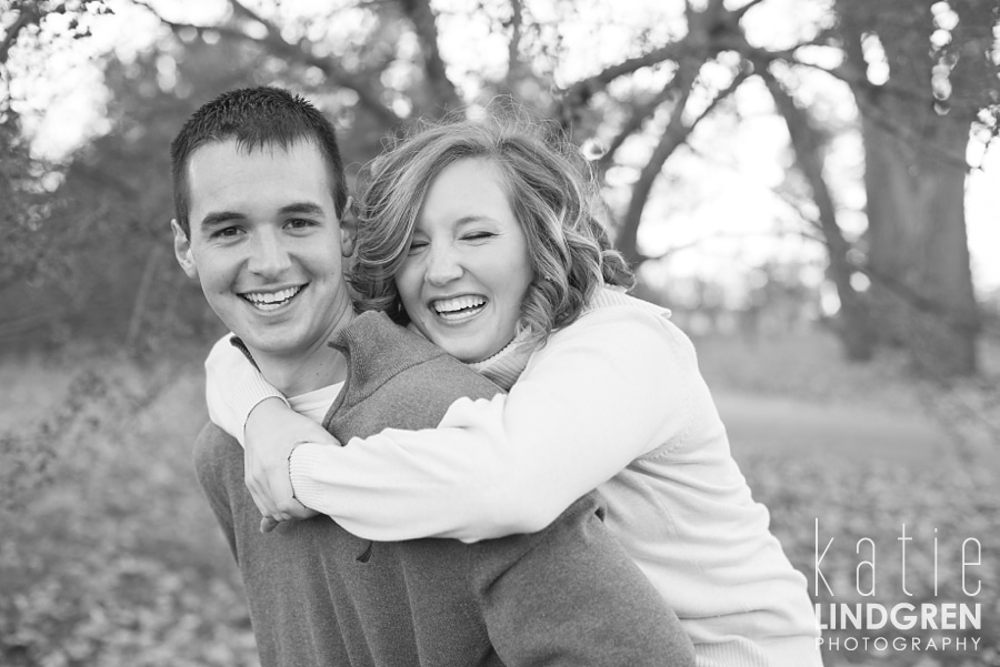 Downtown Des Moines Engagement Photos