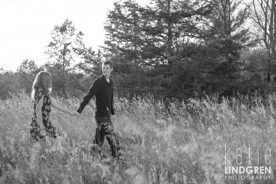 Des Moines Engagement Photographer