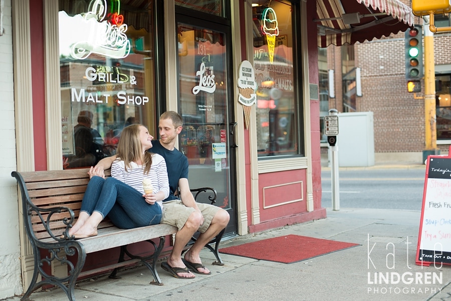 Des Moines - Iowa - Wedding Photographer