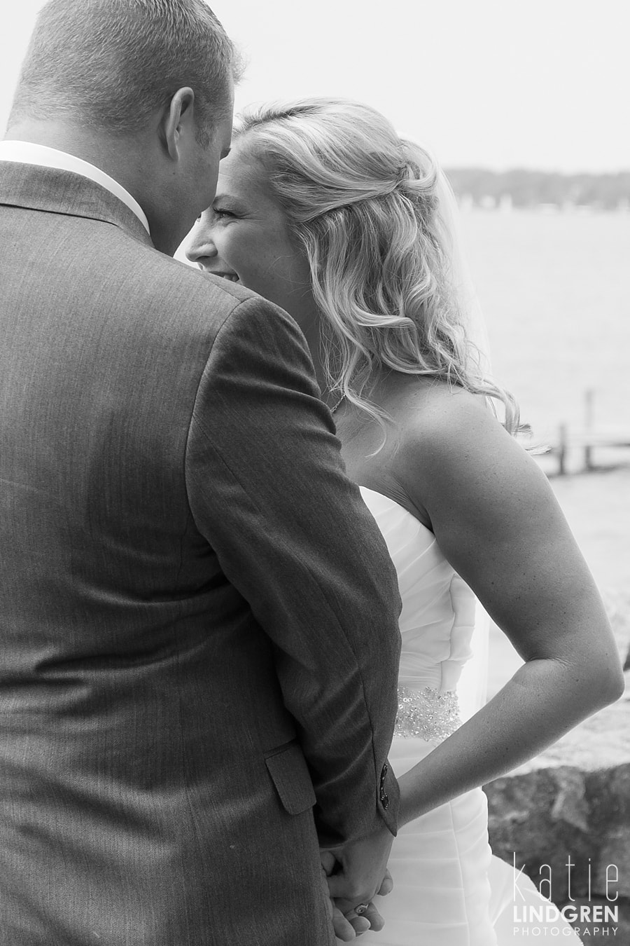 Des Moines - Iowa - Wedding Photographer
