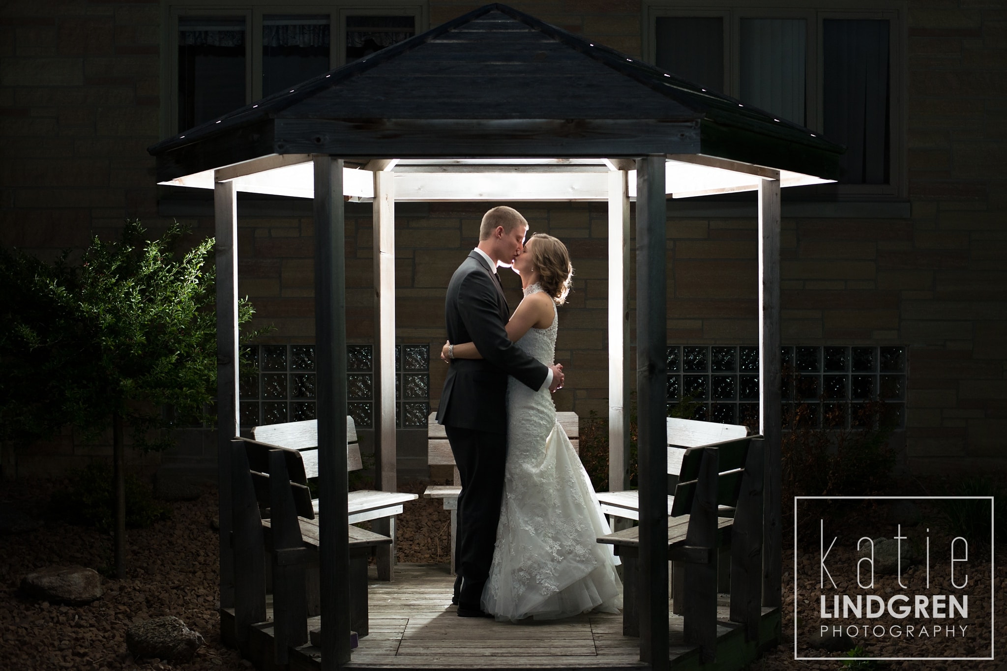 Des Moines Wedding Photographer