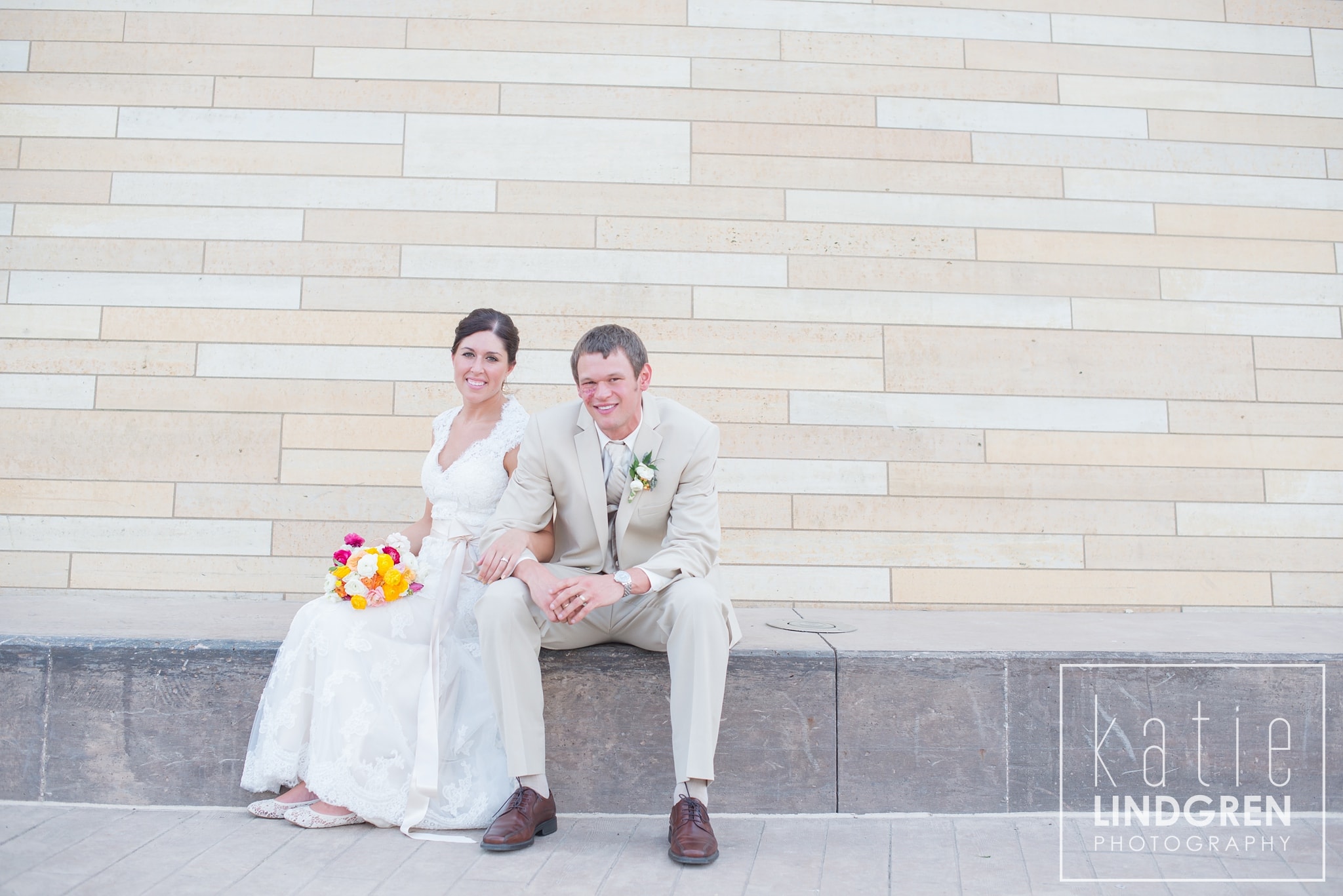 Des Moines Wedding at Zart