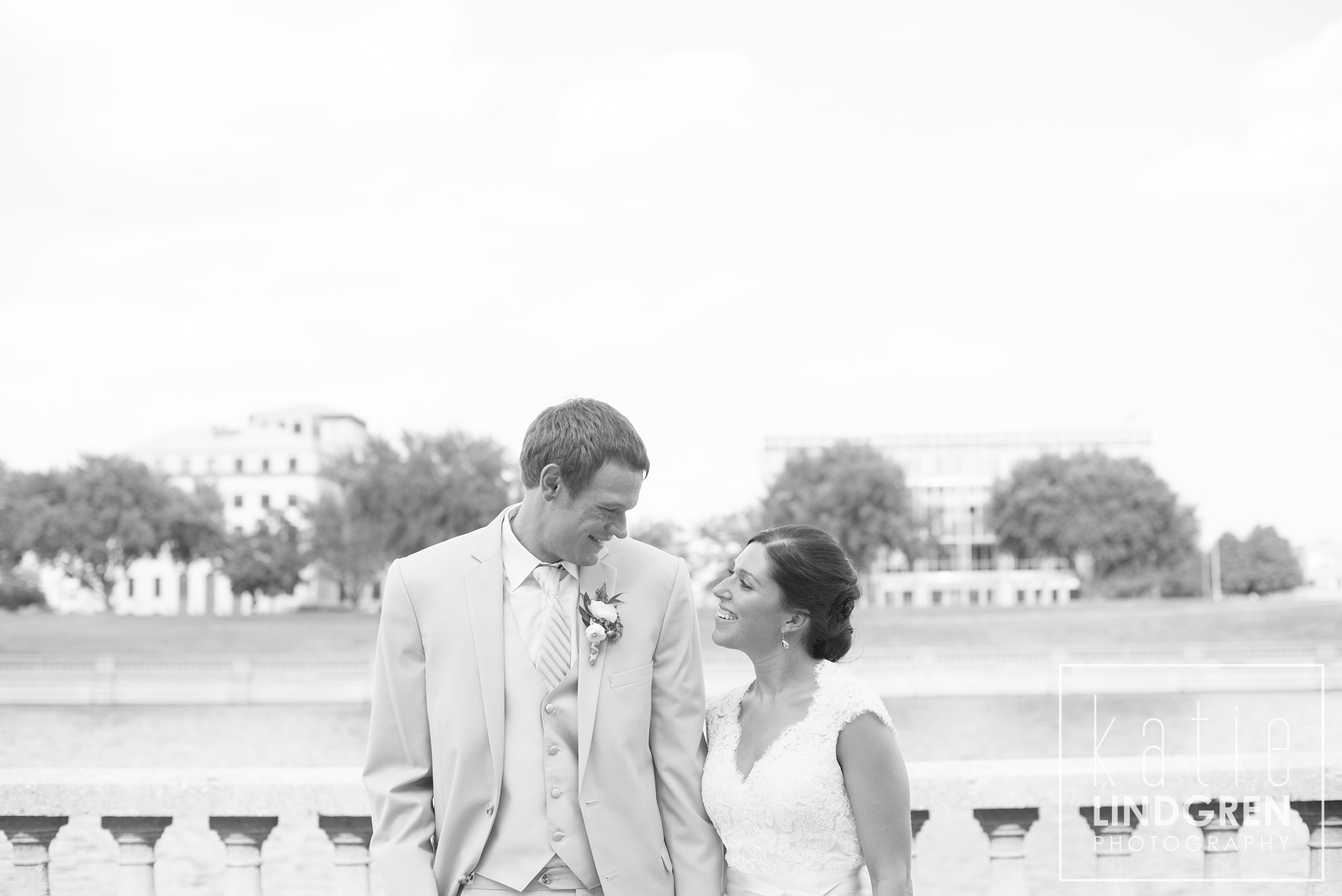 Des Moines Wedding at Zart