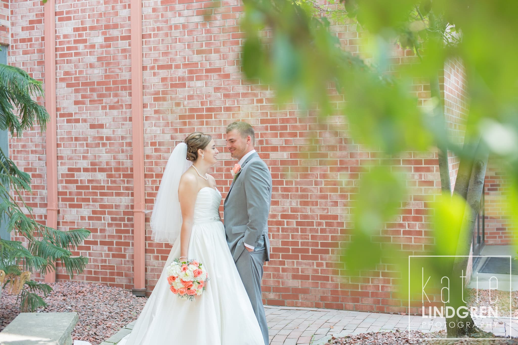 Iowa Wedding Photographer