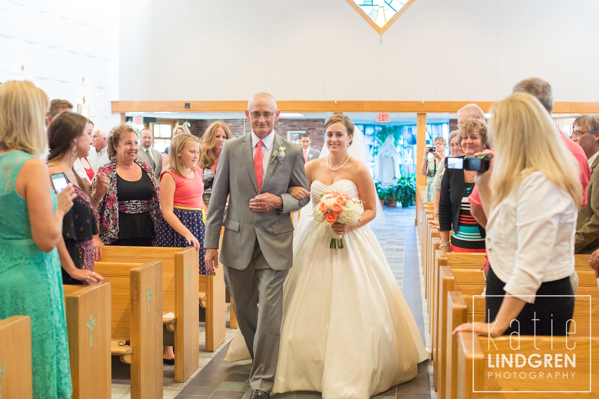 Iowa Wedding Photographer