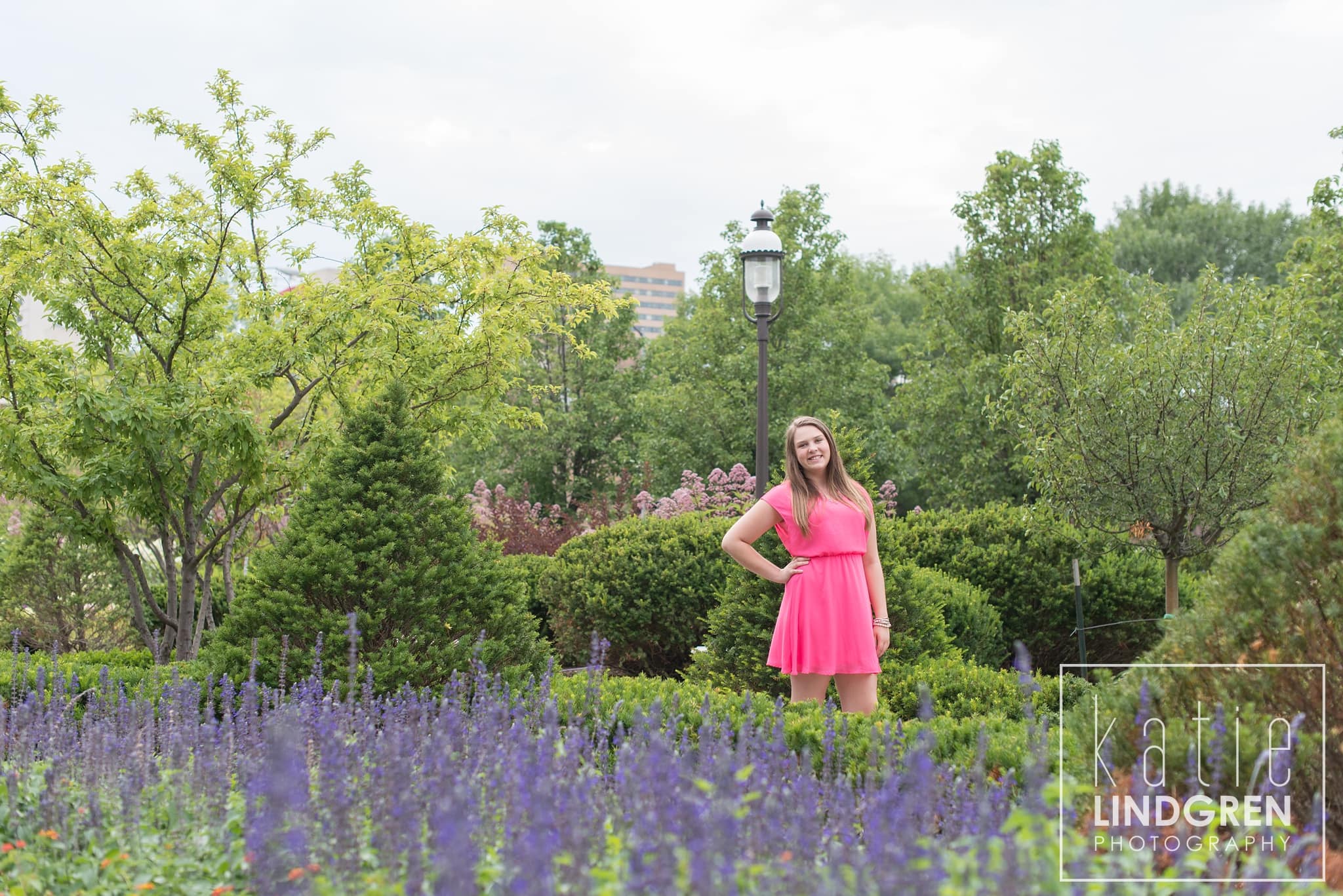 Des Moines Senior Photographer