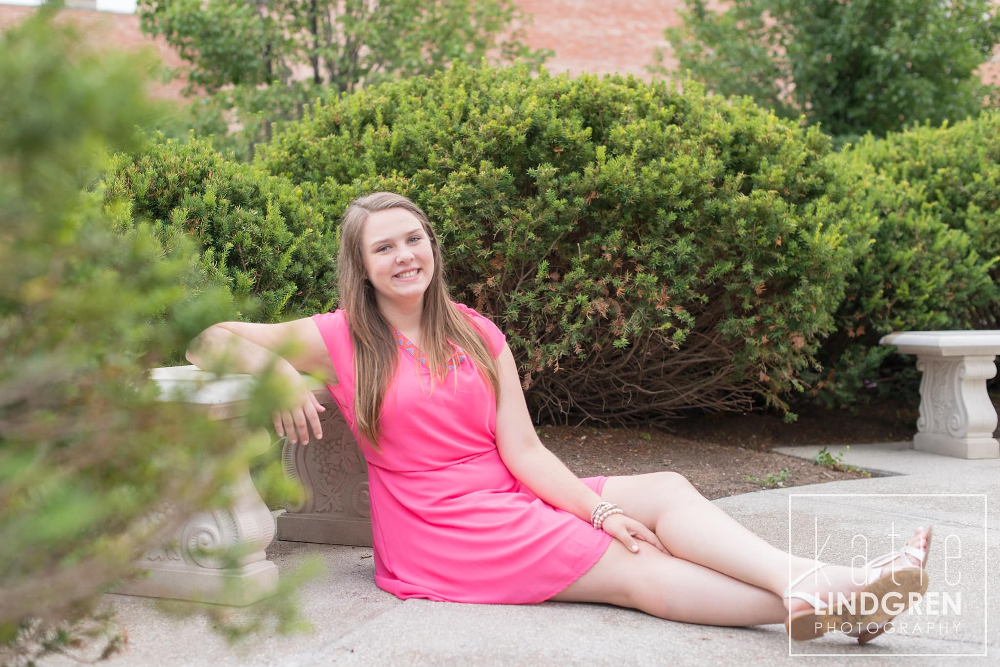 Des Moines Senior Photographer