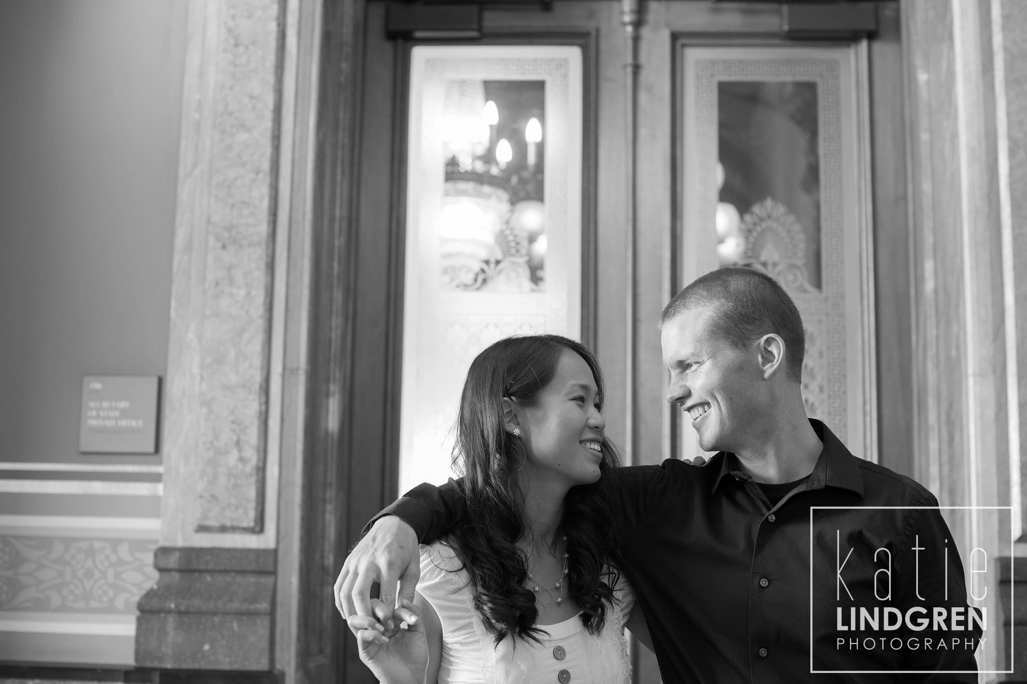 Downtown Des Moines Iowa Engagement Photographer