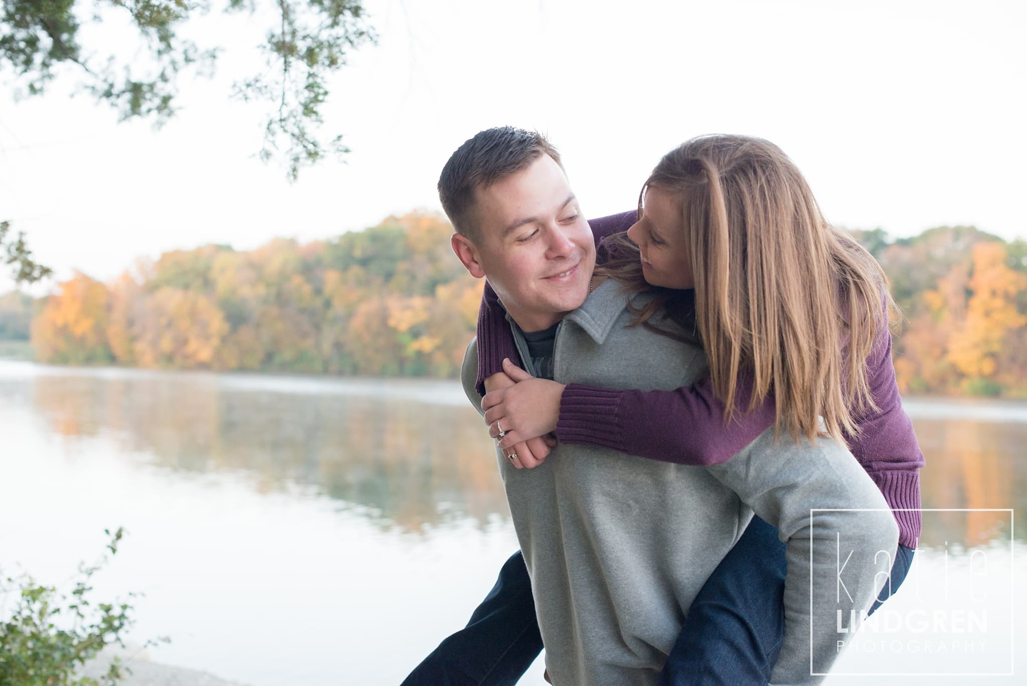 Saylorville Sunrise Engagement Photos