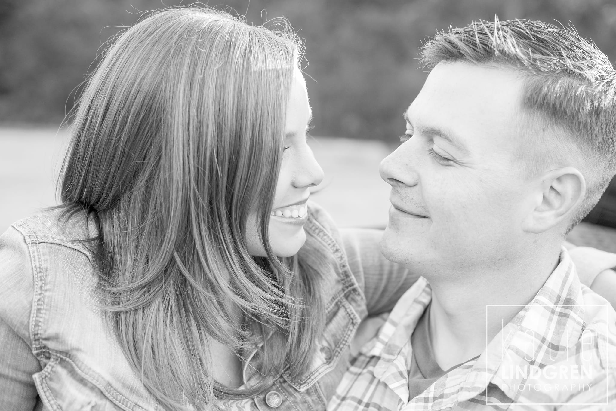 Saylorville Sunrise Engagement Photos