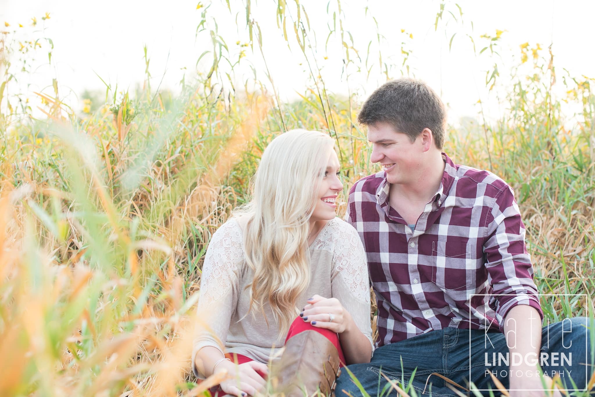 Des Moines-Iowa-Engagement-Photographer