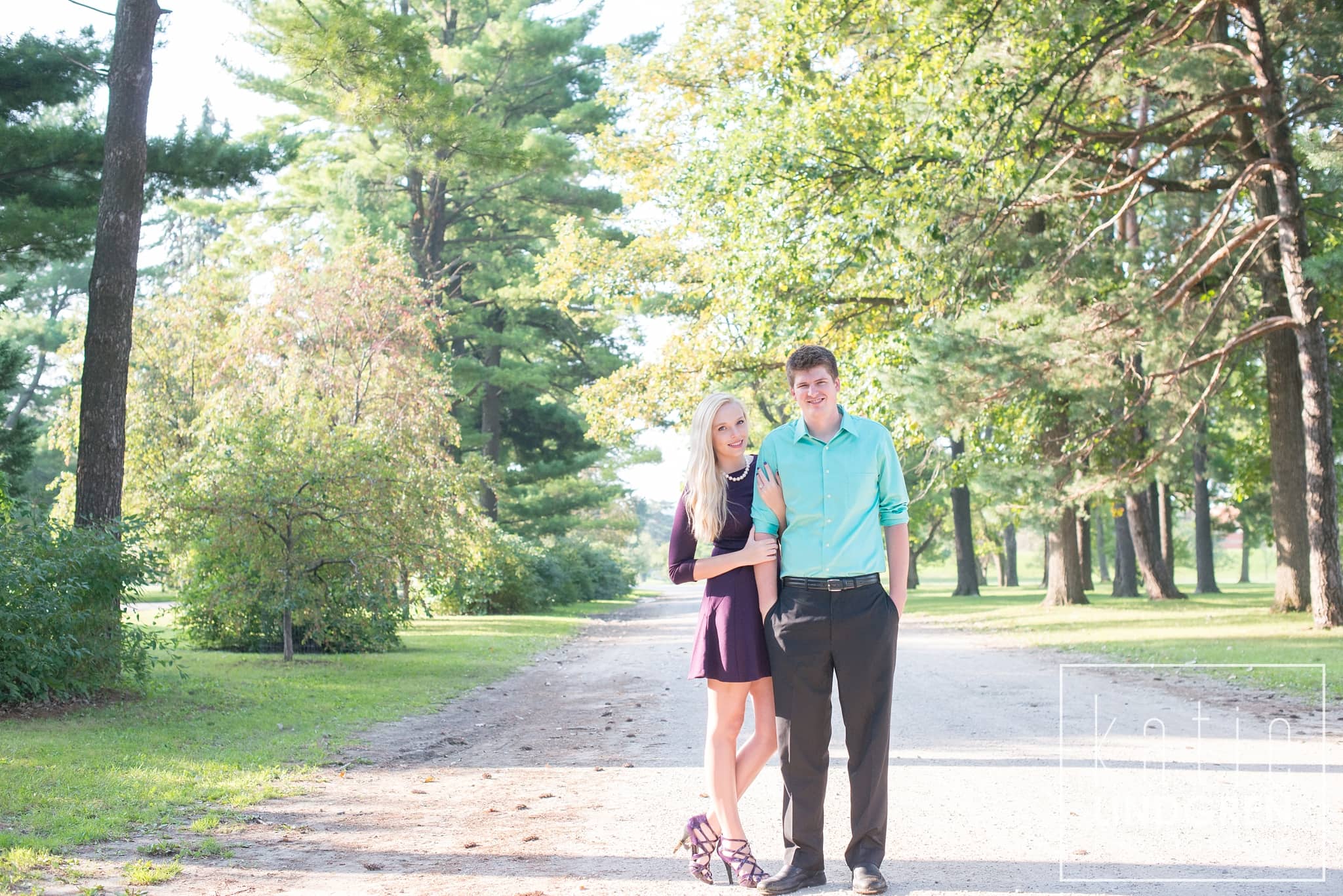 Des Moines-Iowa-Engagement-Photographer