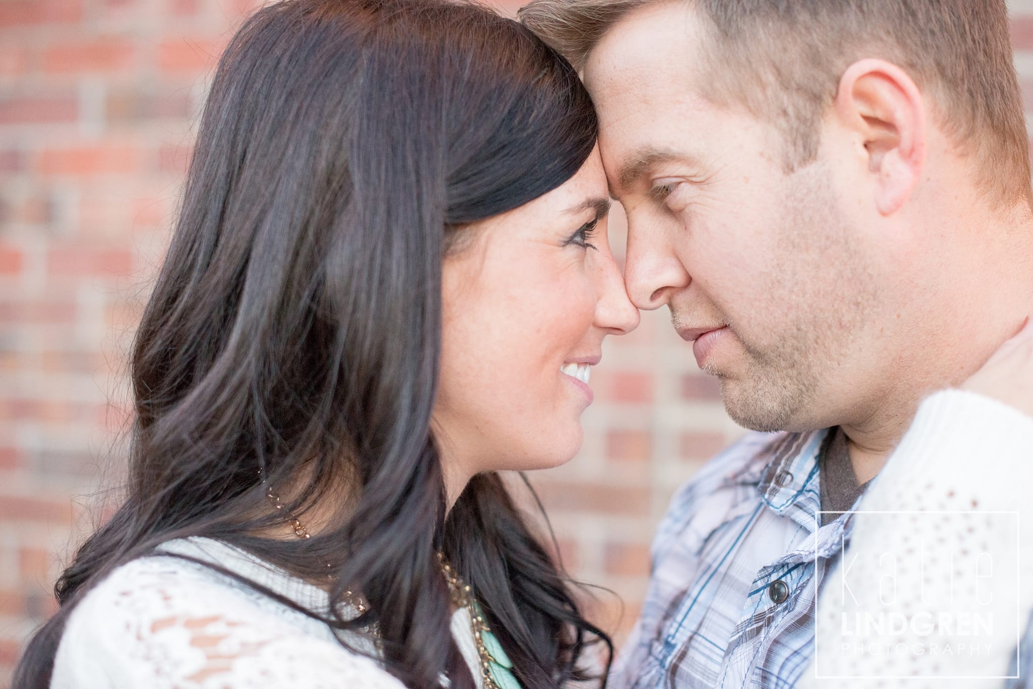 Des Moines Engagement and Wedding Photographers