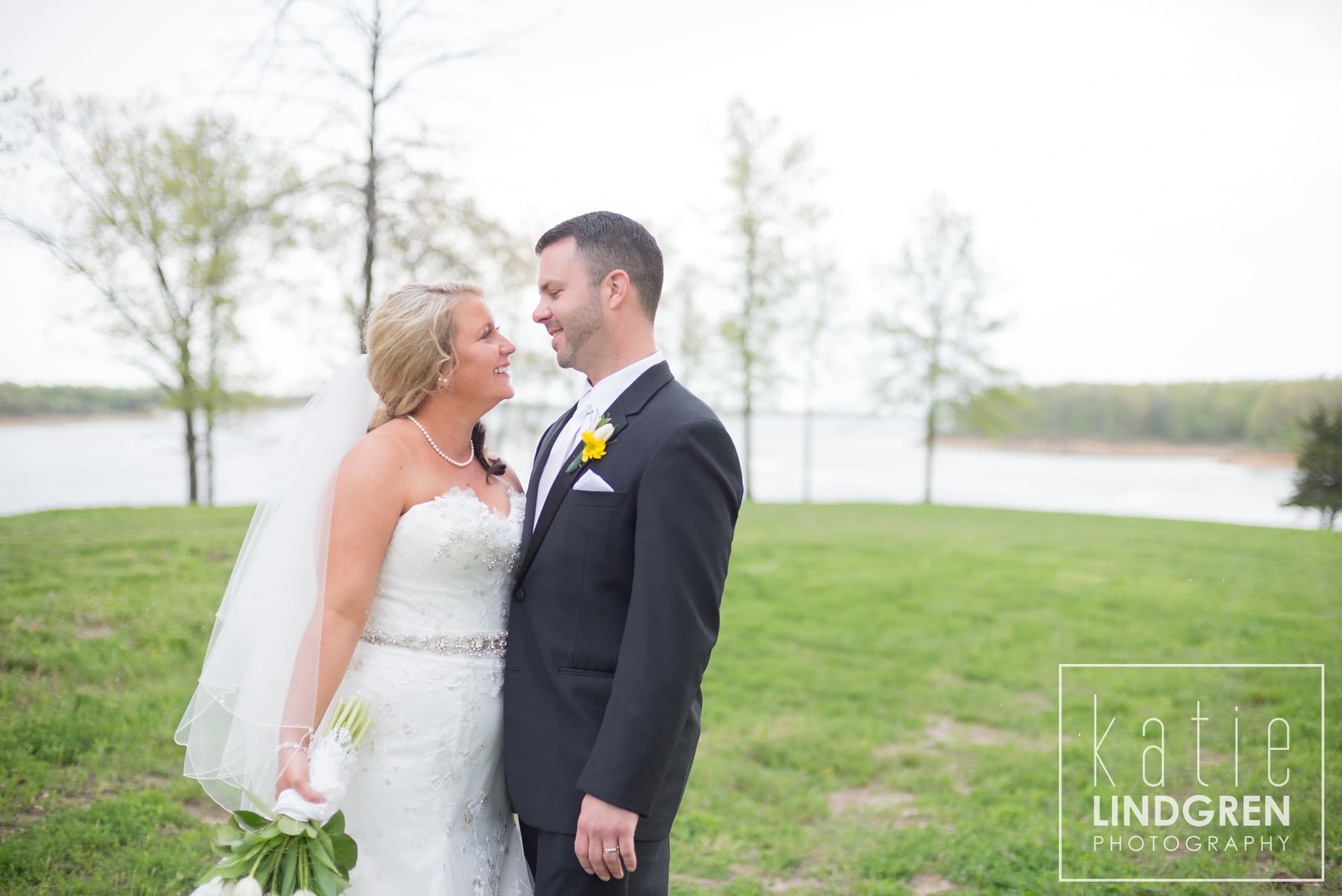Des Moines Iowa Wedding Photographer