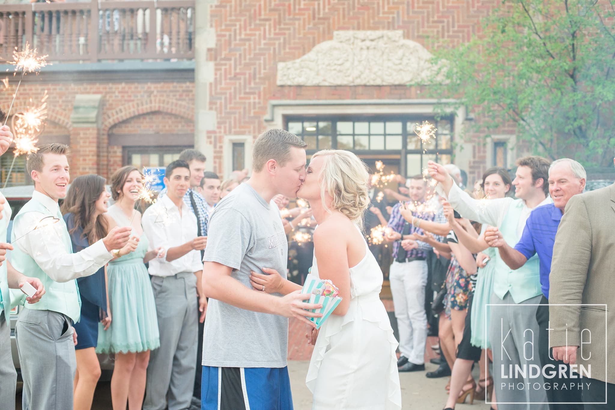 Des Moines Wedding Photographer