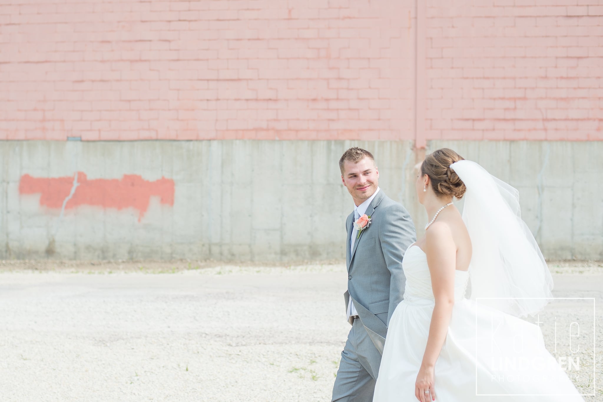 Des Moines Wedding Photographer