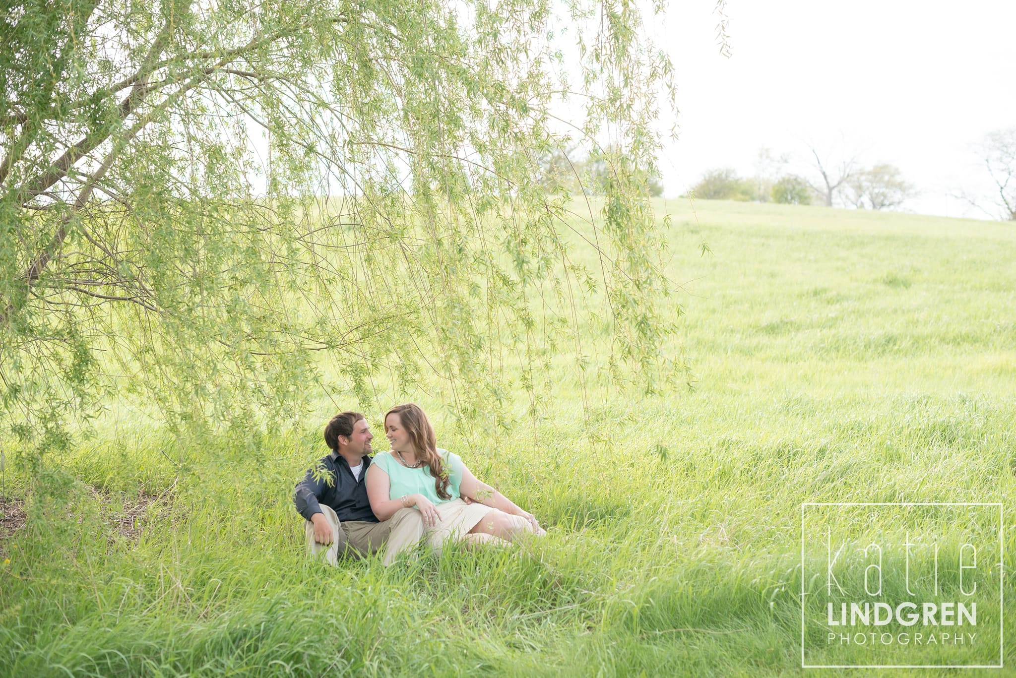 Iowa Engagement and Wedding Photography