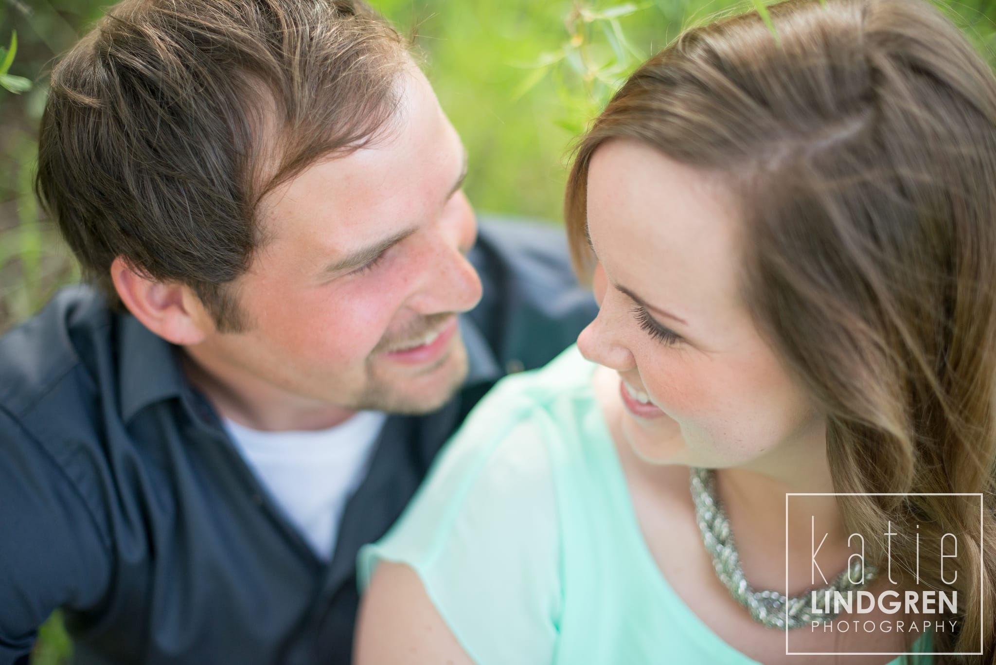 Iowa Engagement and Wedding Photography