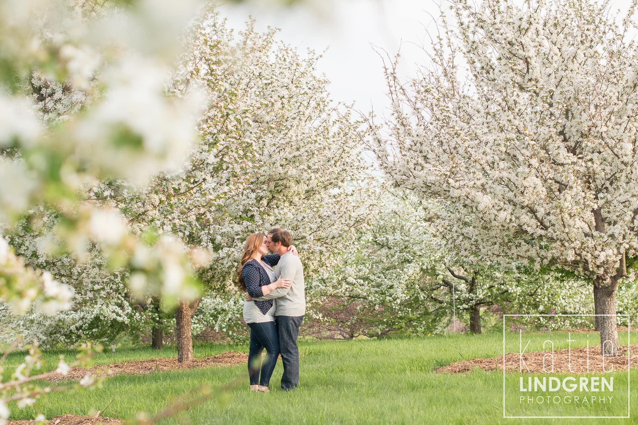 Iowa Engagement and Wedding Photography