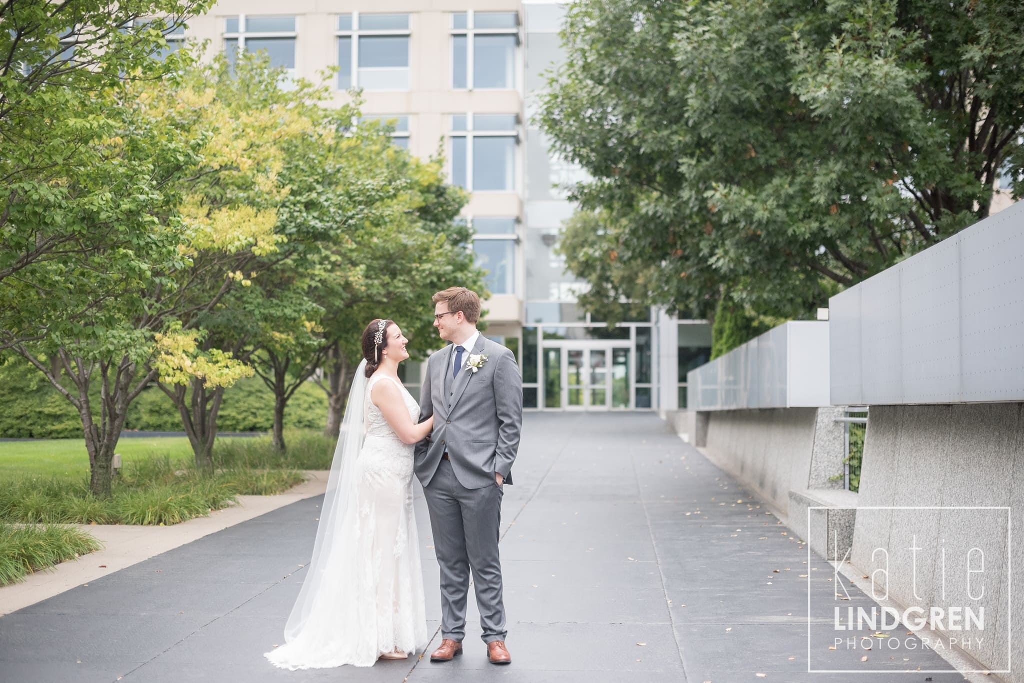 Des Moines Wedding Photographer