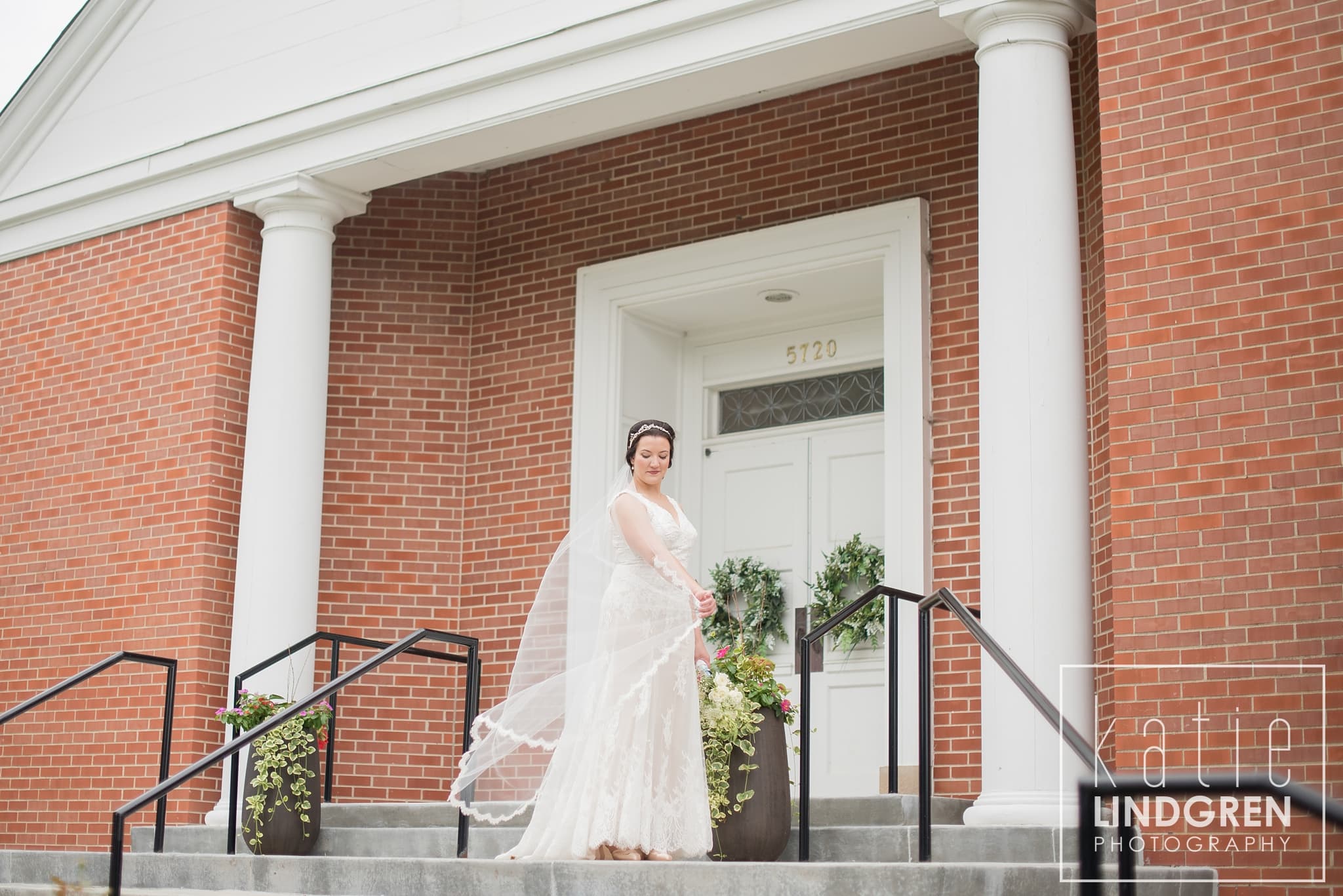 Des Moines Wedding Photographer