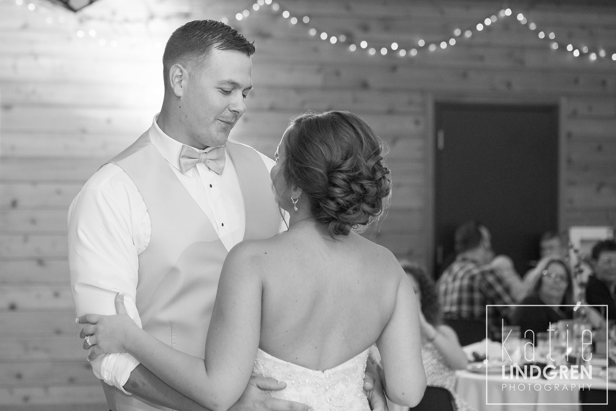 Iowa Wedding Photographer