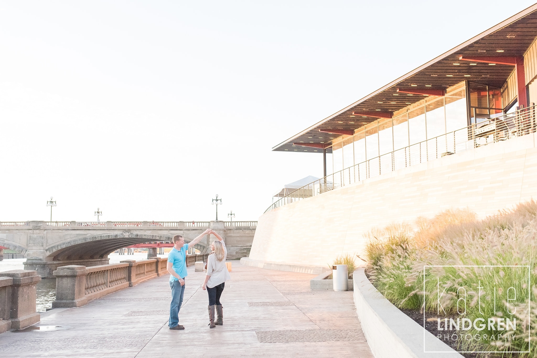 Des Moines Engagement Photographer
