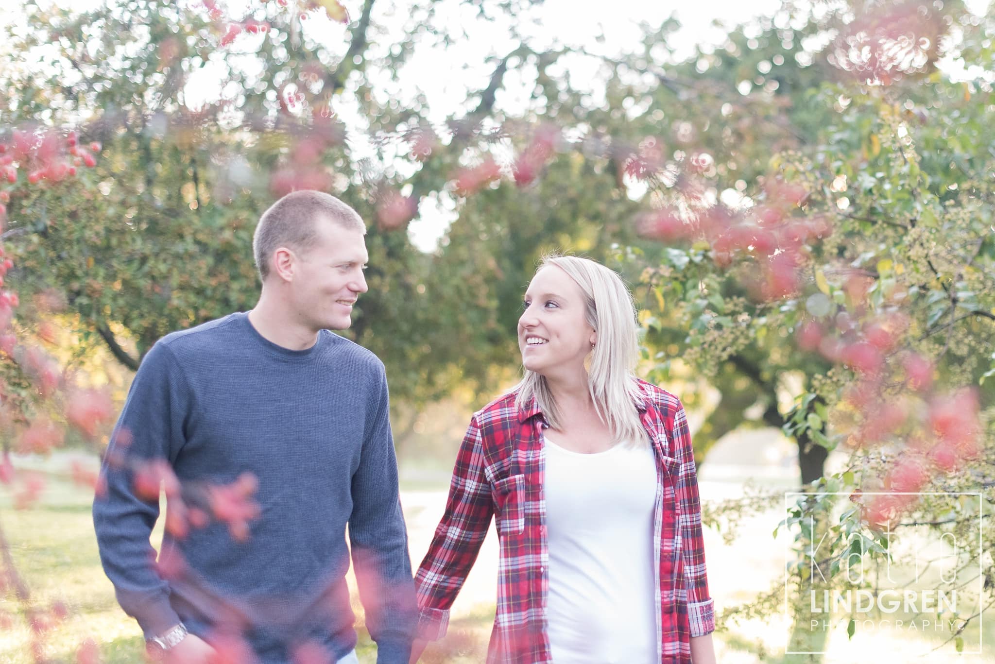 Des Moines Engagement Photographer