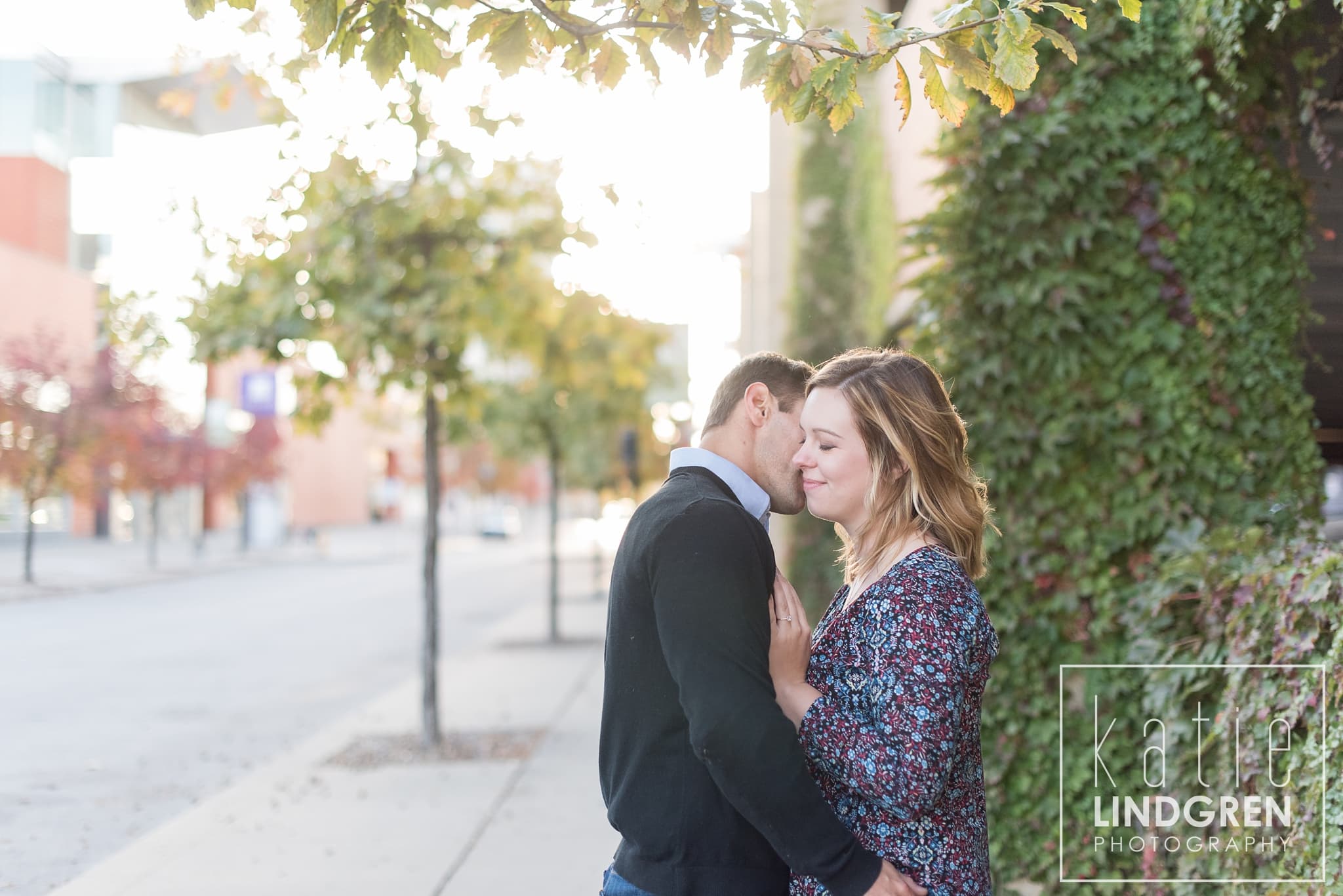 Downtown Des Moines Engagement Photos