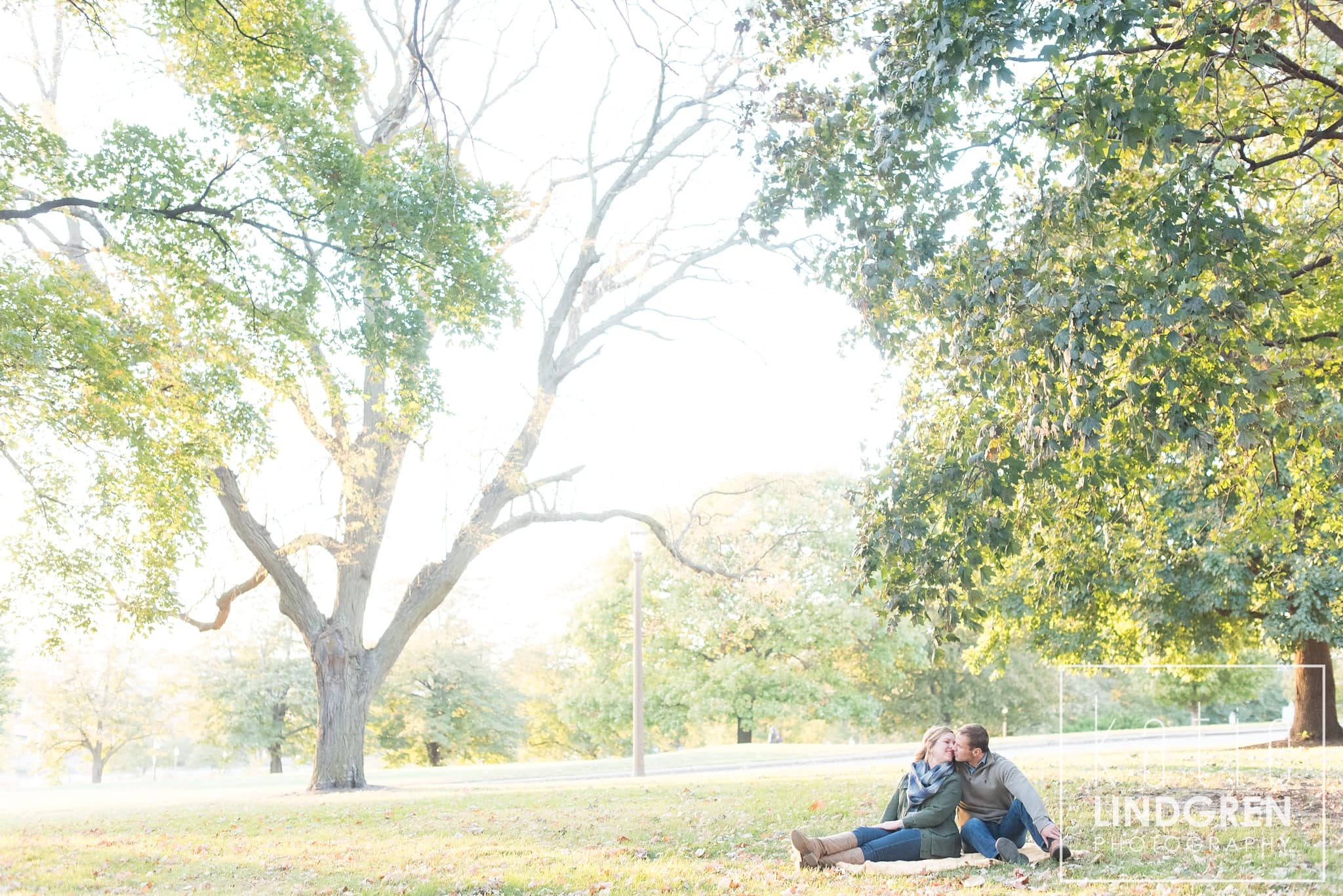 Downtown Des Moines Engagement Photos