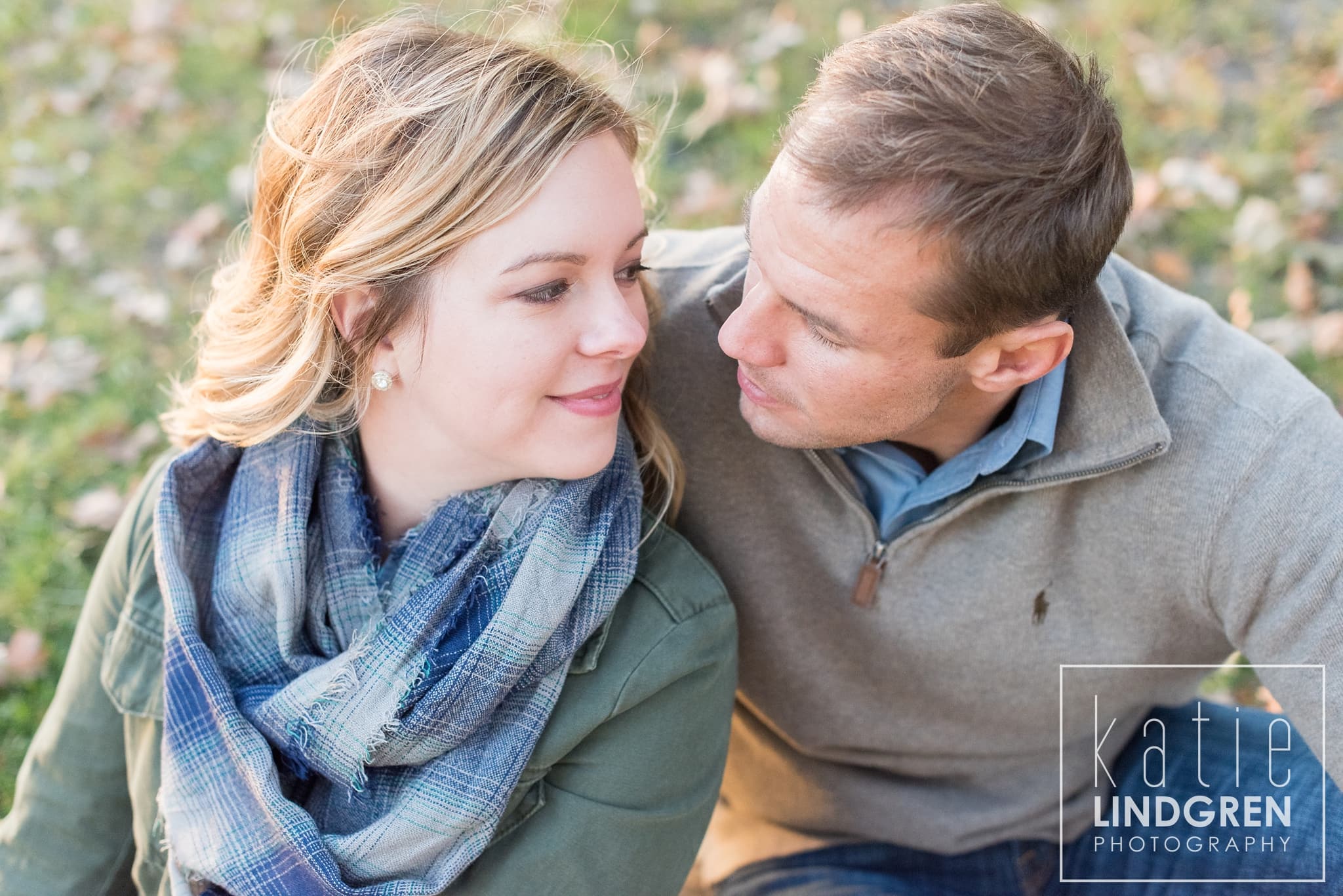 Downtown Des Moines Engagement Photos