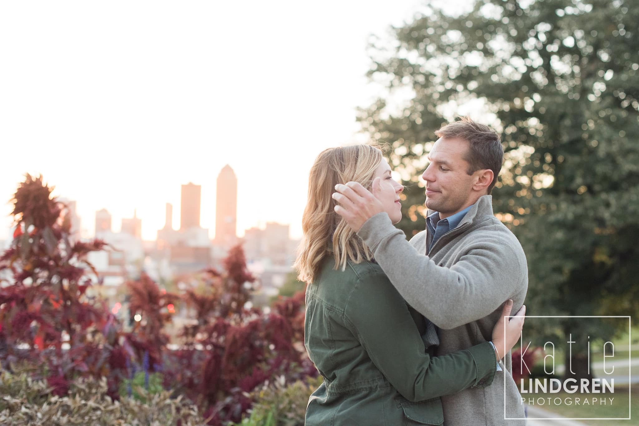 Downtown Des Moines Engagement Photos