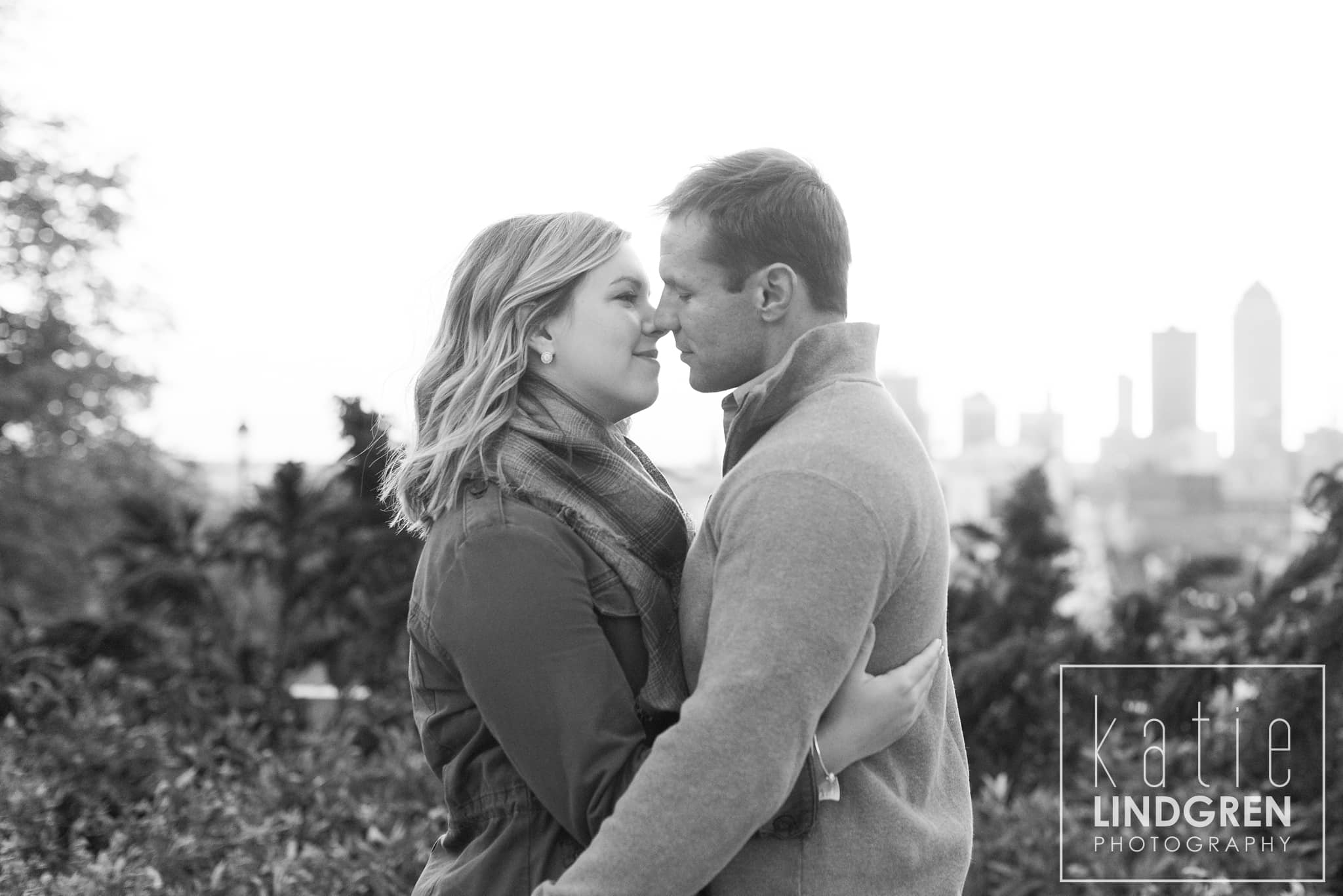 Downtown Des Moines Engagement Photos