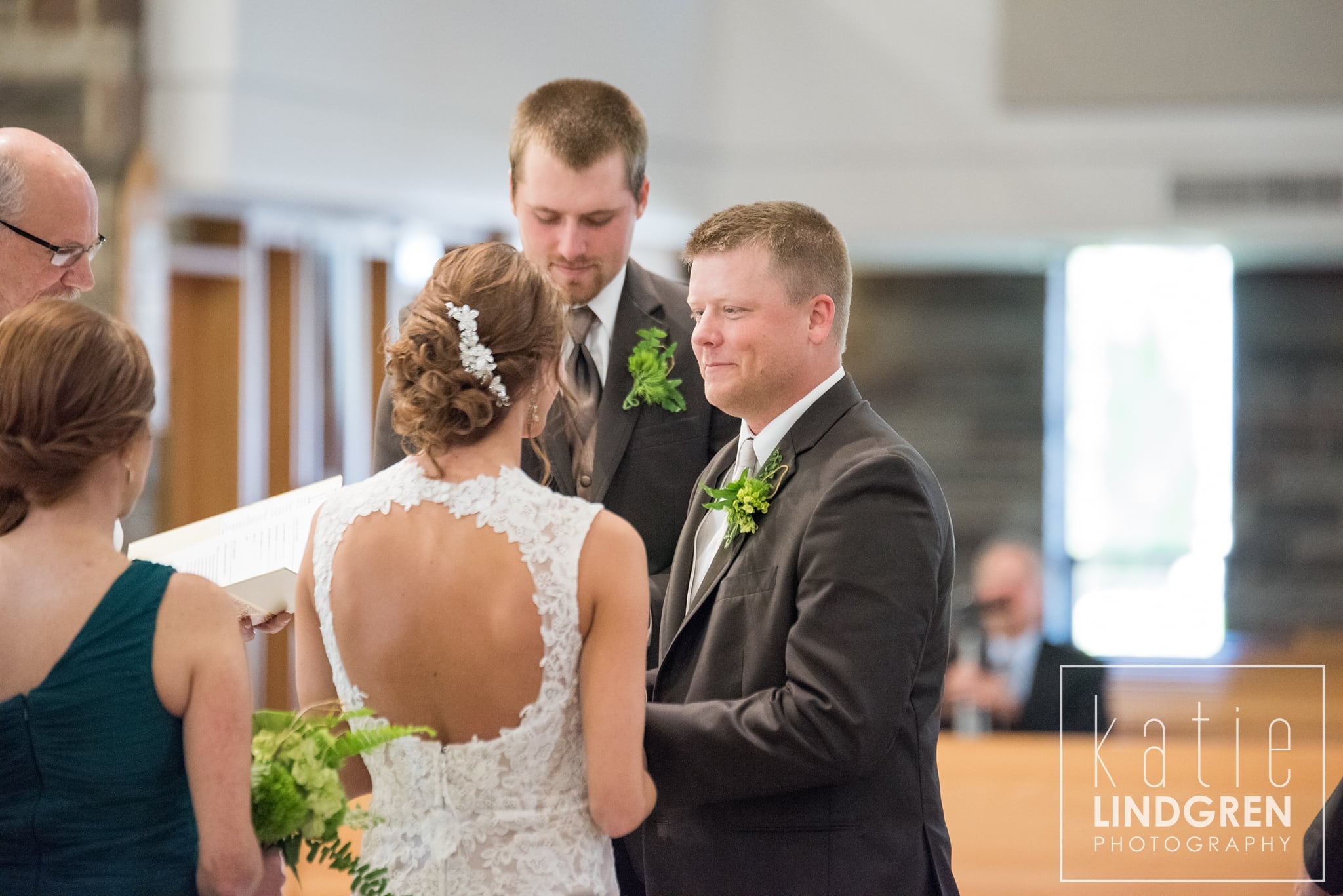 Des Moines Wedding Photographer