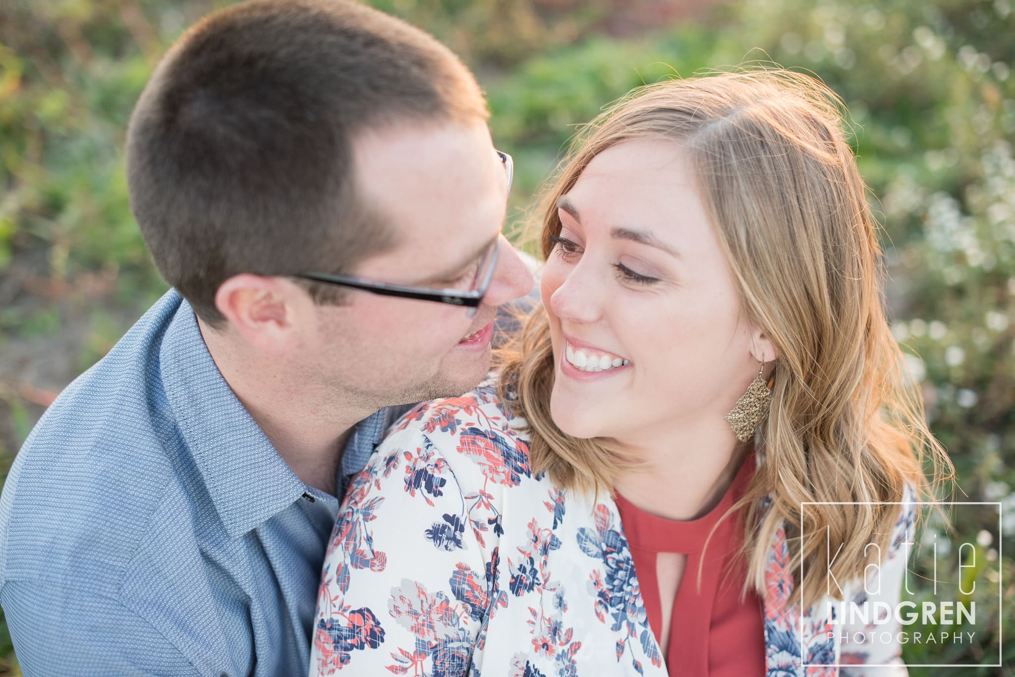 Des Moines Engagement and Wedding Photographer