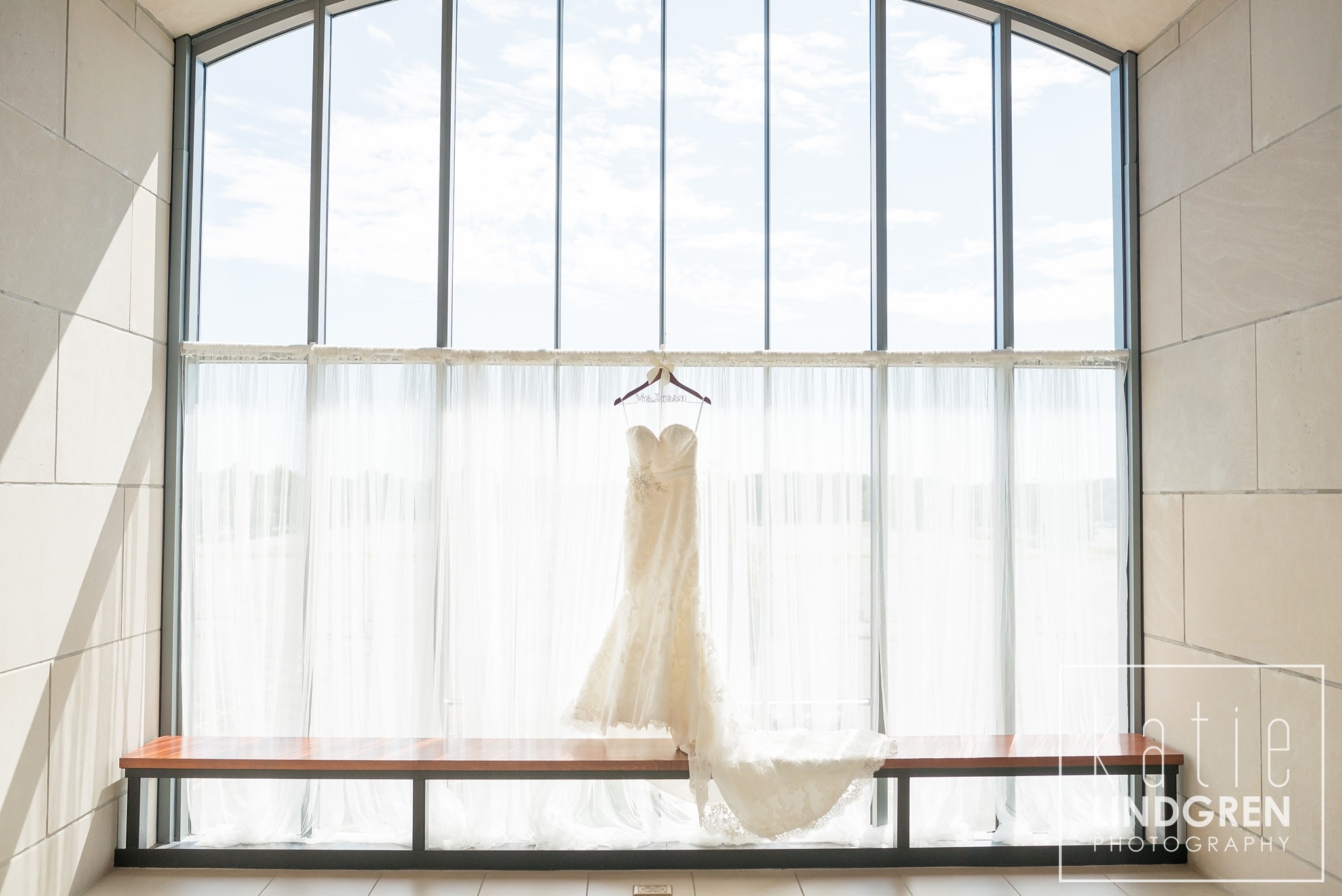 Des Moines Iowa Wedding Photographer