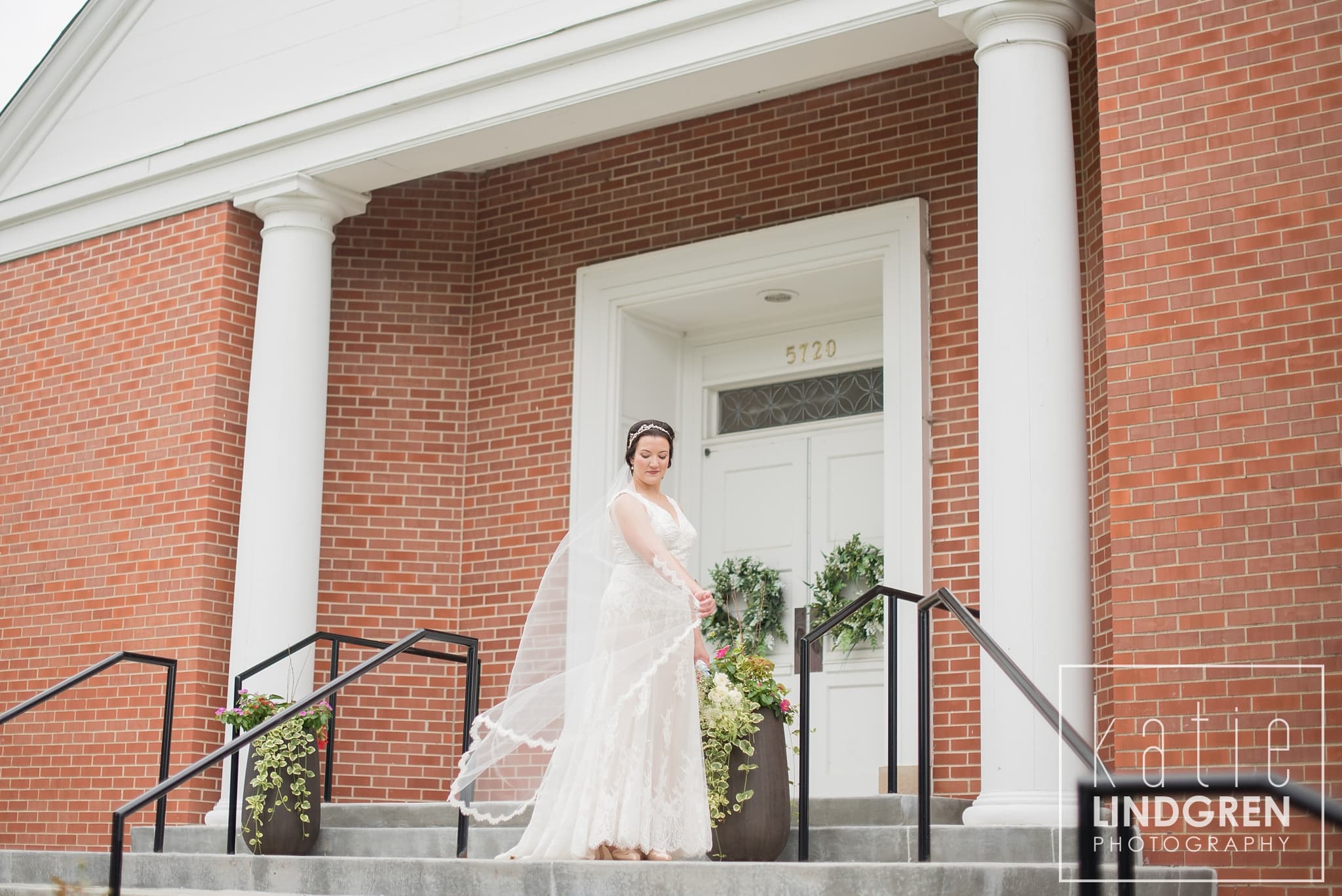 Des Moines Iowa Wedding Photographer