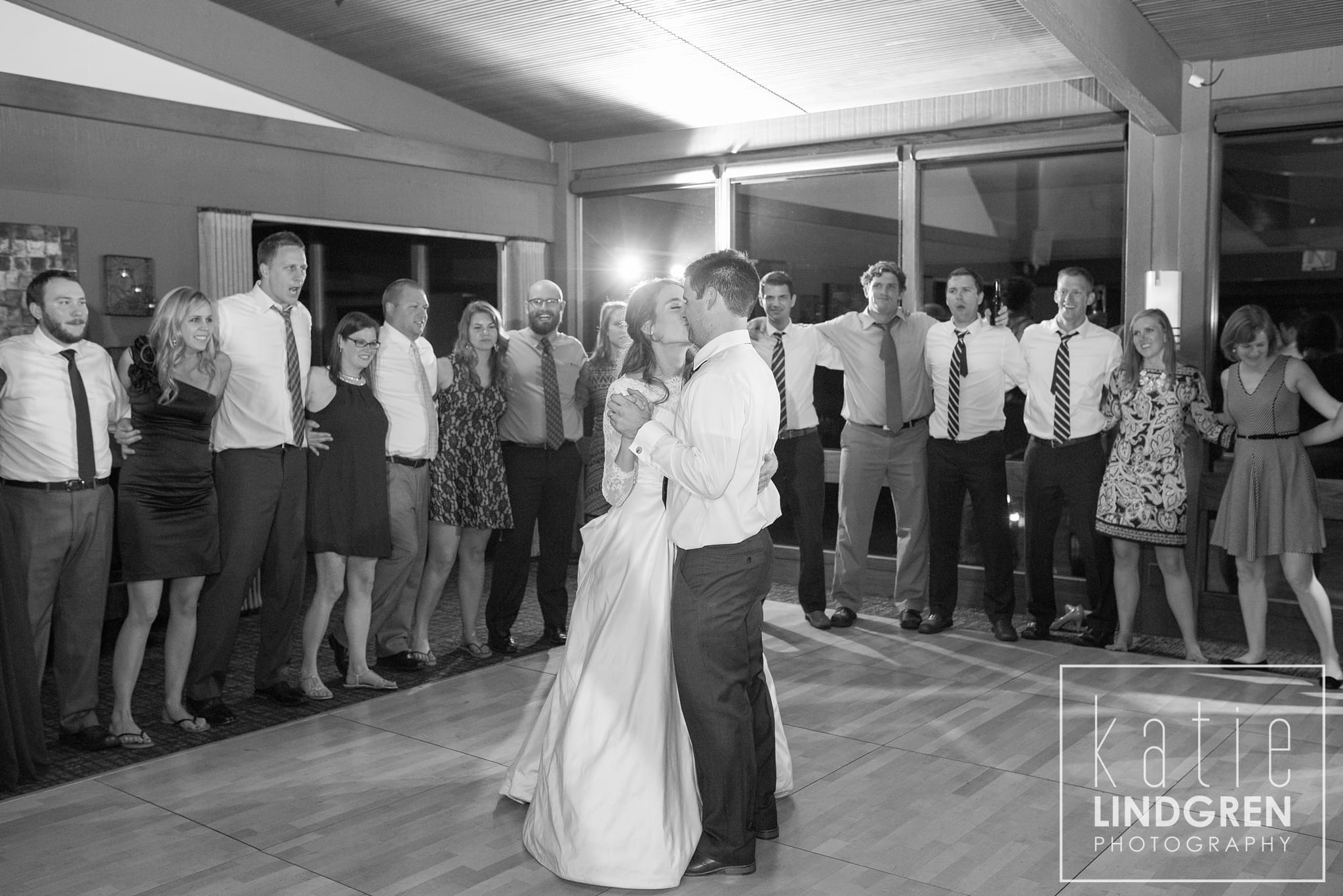Des Moines Iowa Wedding Photographer