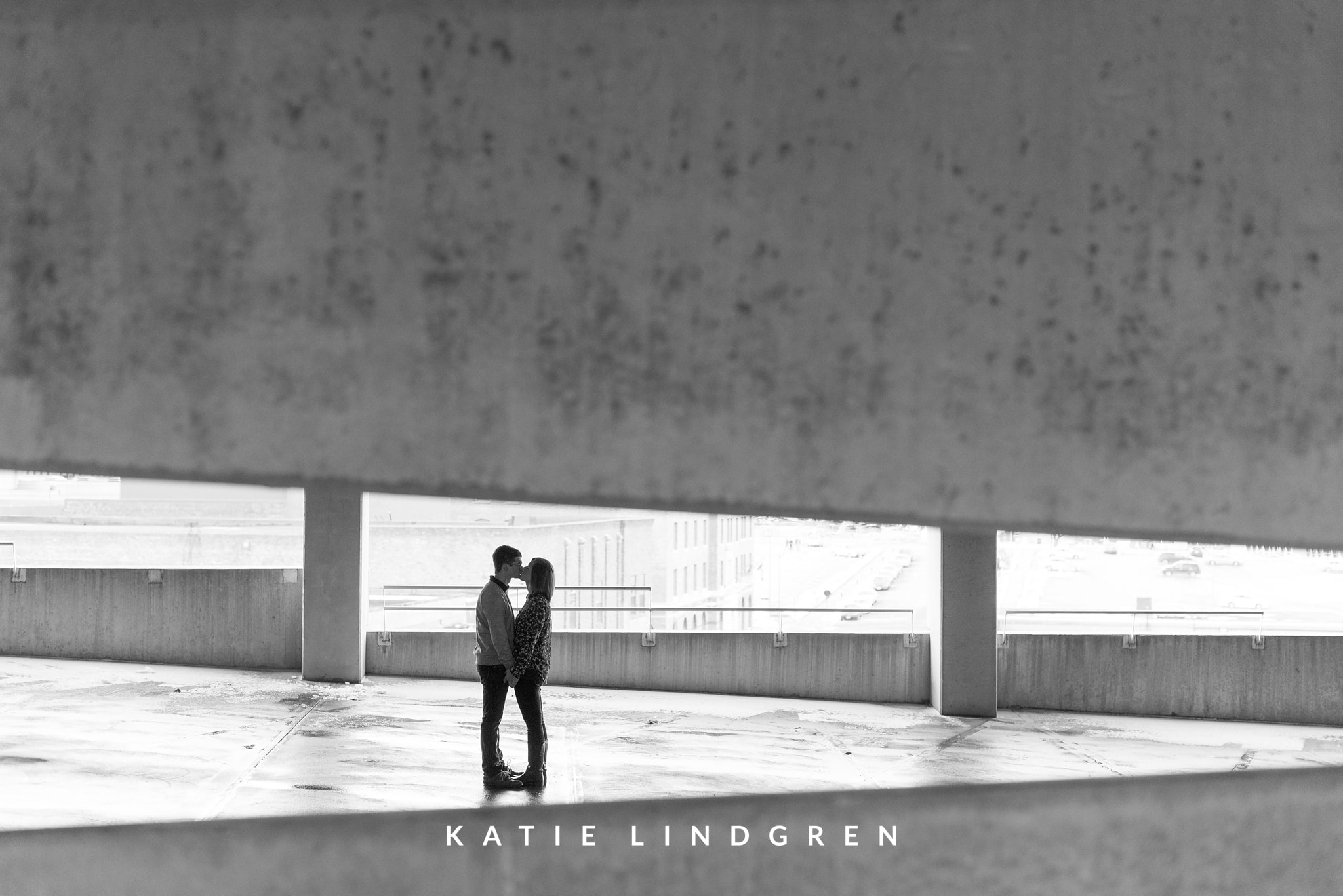 Downtown Des Moines Engagement Photos