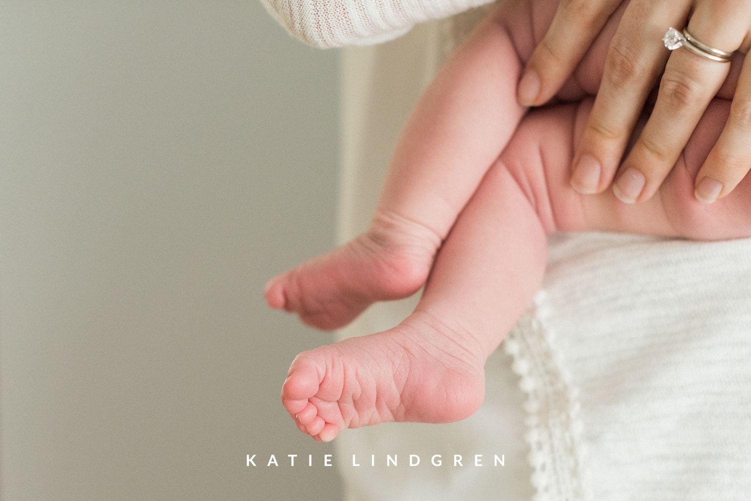 Lifestyle Newborn Photographer