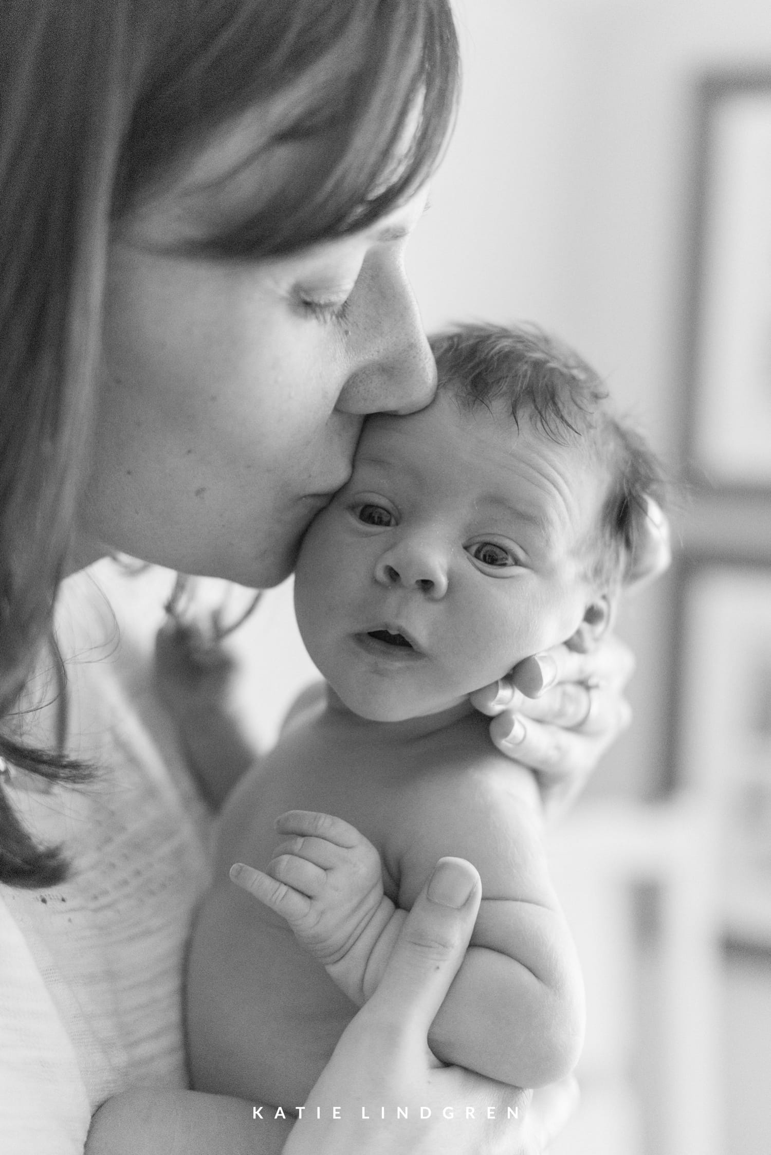 Lifestyle Newborn Photographer