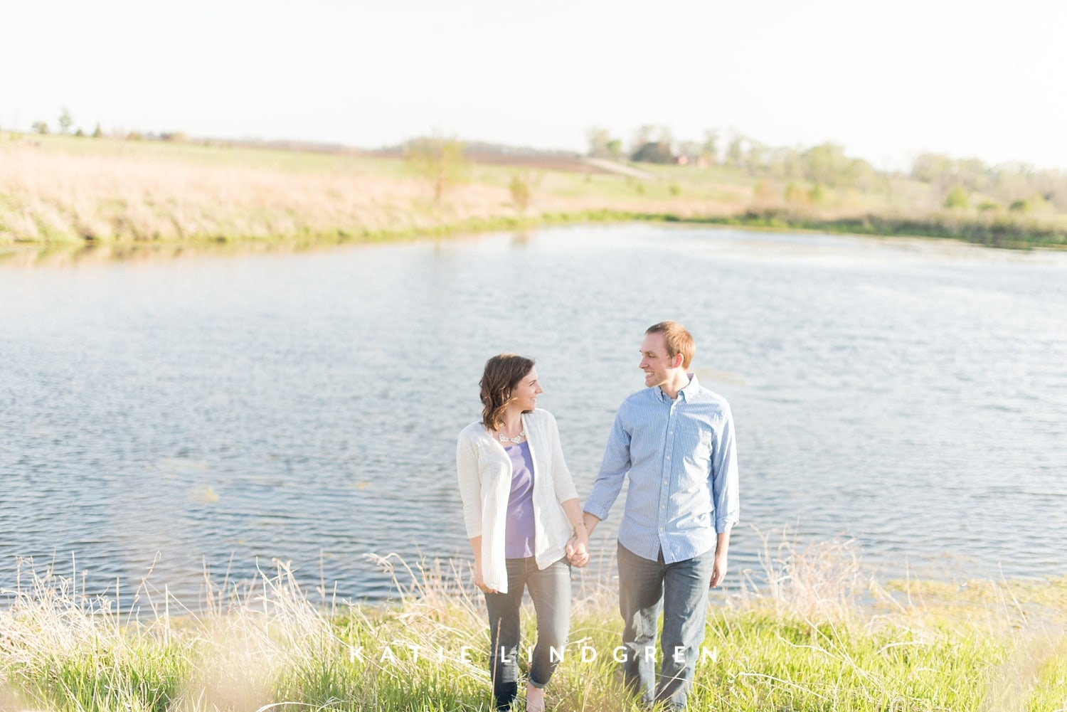 Des Moines Relaxed Natural Engagement Photography