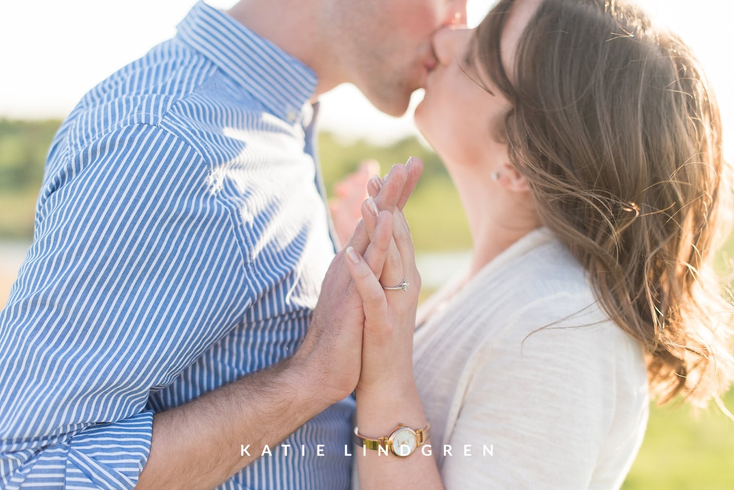 Des Moines Relaxed Natural Engagement Photography