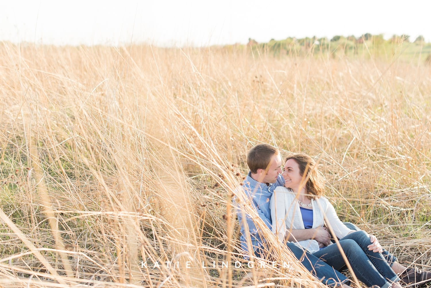 Des Moines Relaxed Natural Engagement Photography