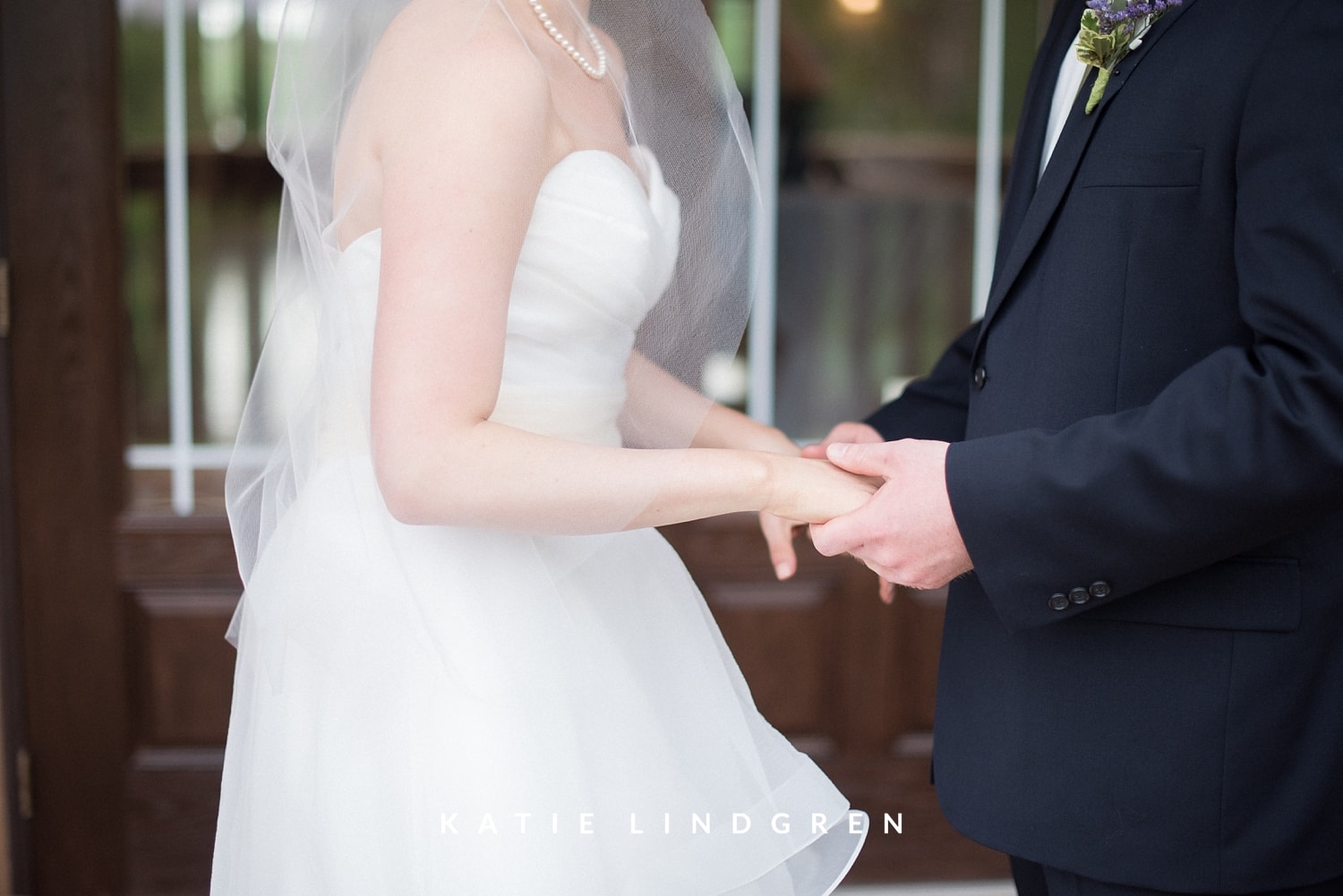 Des Moines Iowa Wedding Photographer