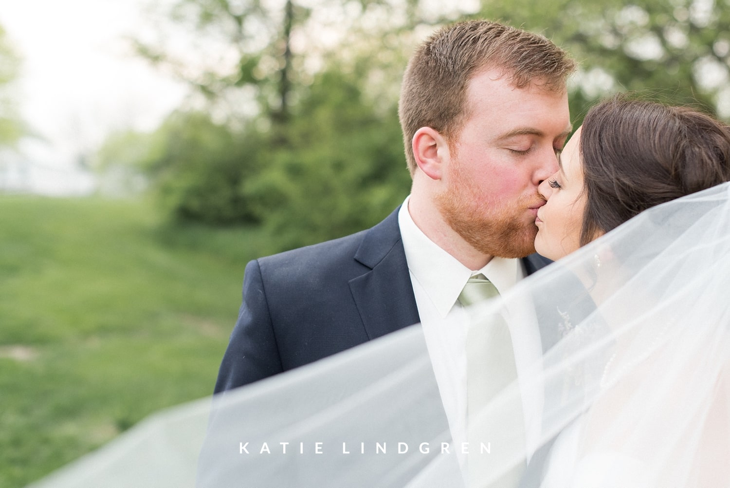 Des Moines Iowa Wedding Photographer