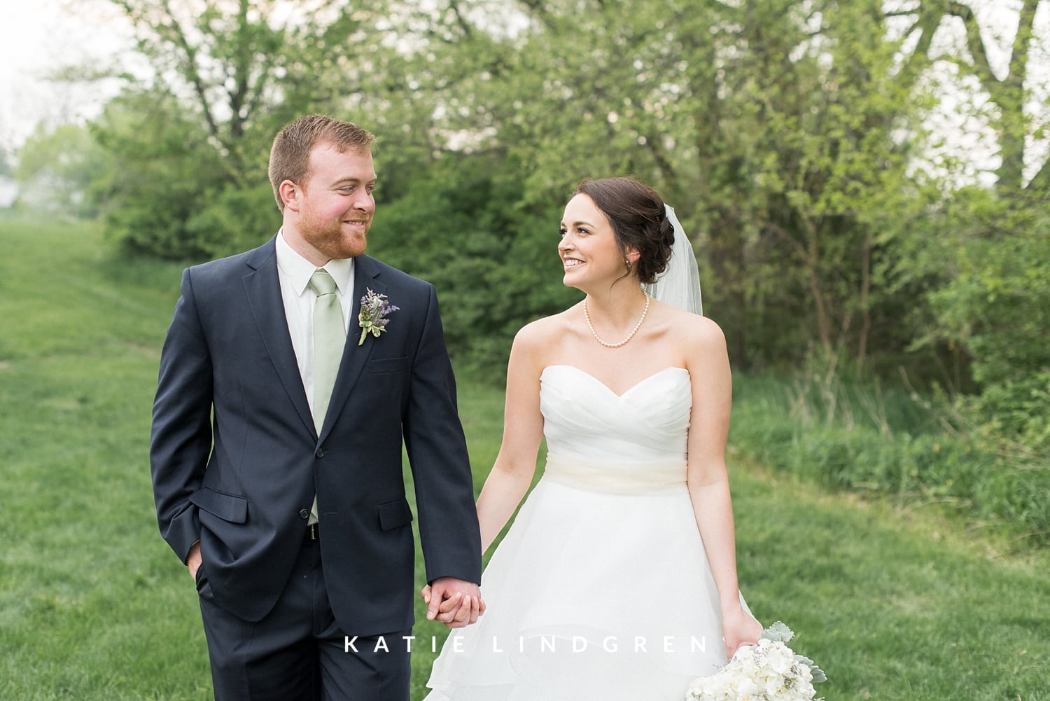 Des Moines Iowa Wedding Photographer