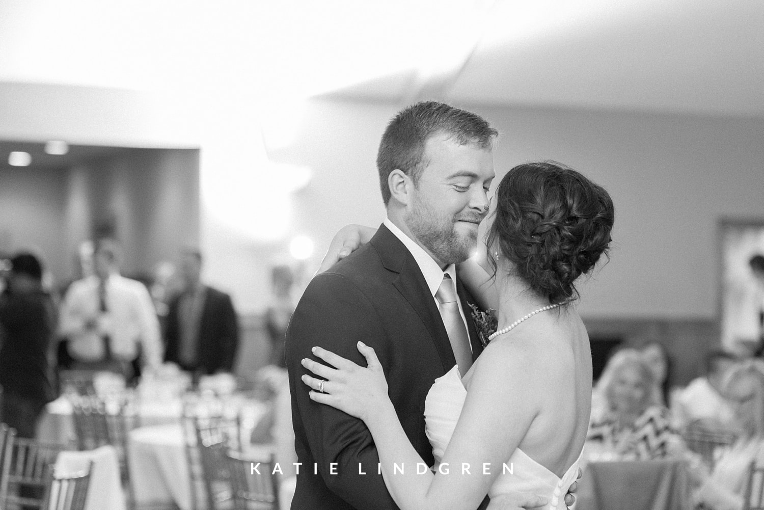 Des Moines Iowa Wedding Photographer