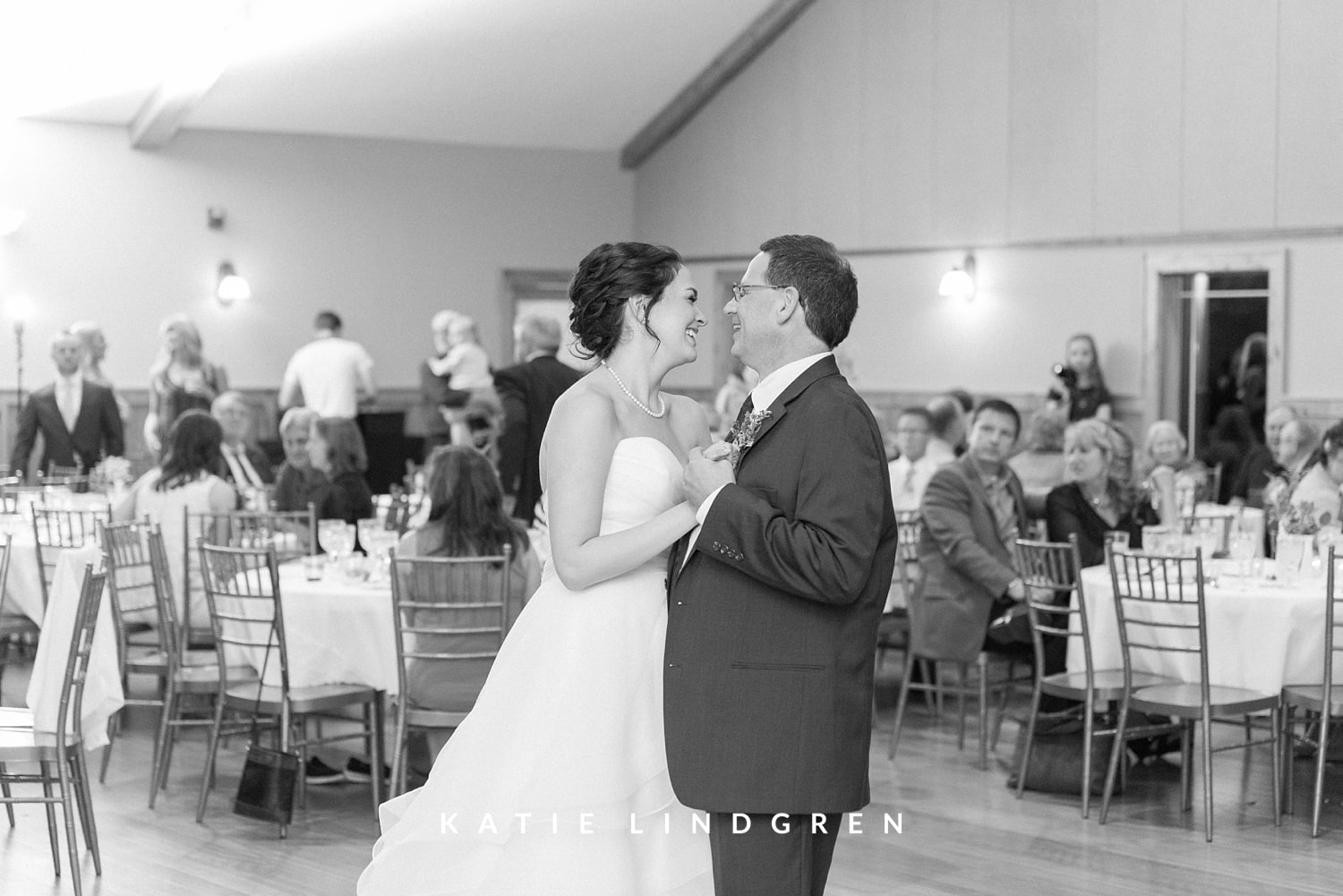 Des Moines Iowa Wedding Photographer